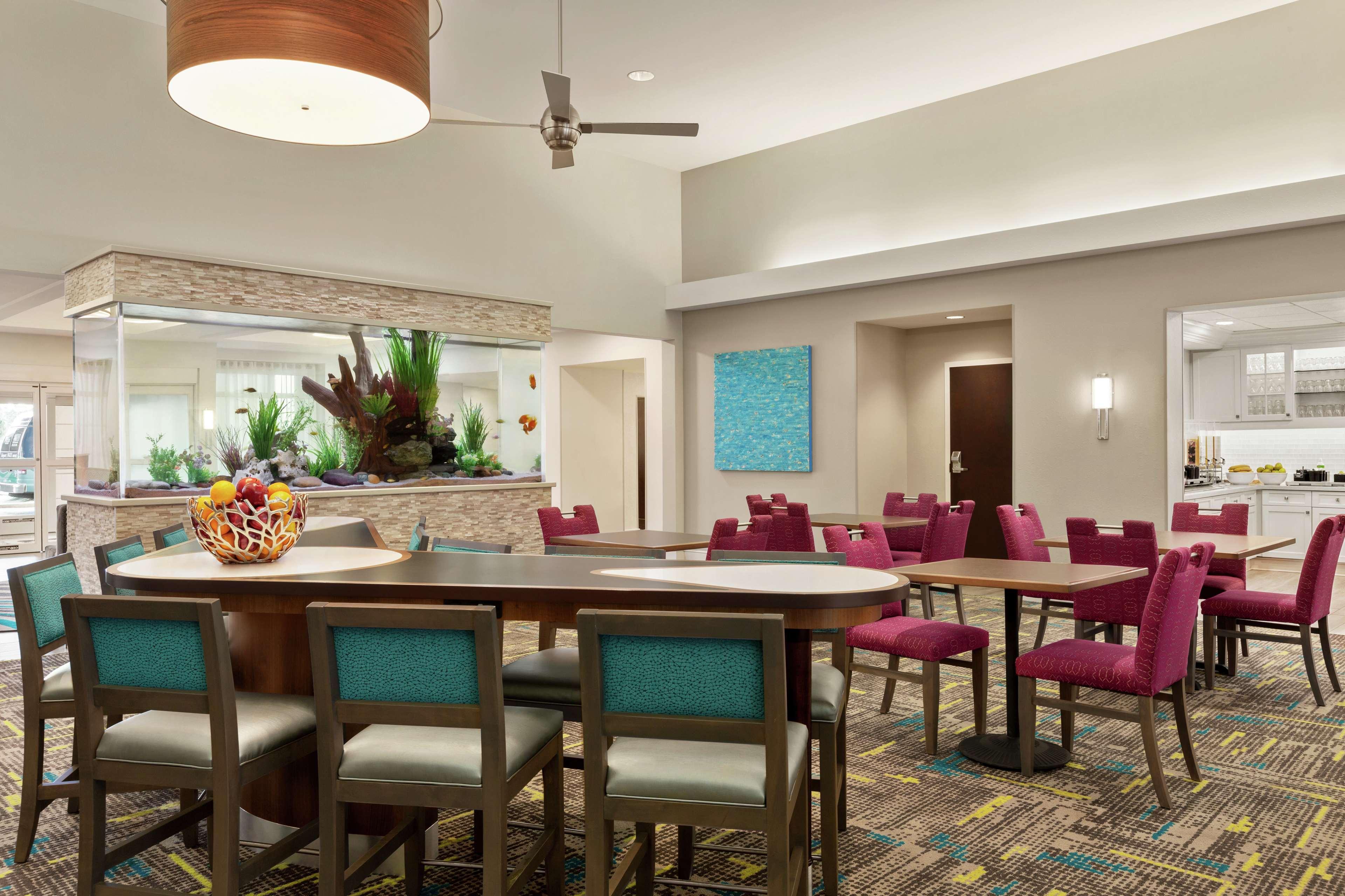 Vista Lobby Homewood Suites by Hilton Fort Myers Airport/FGCU