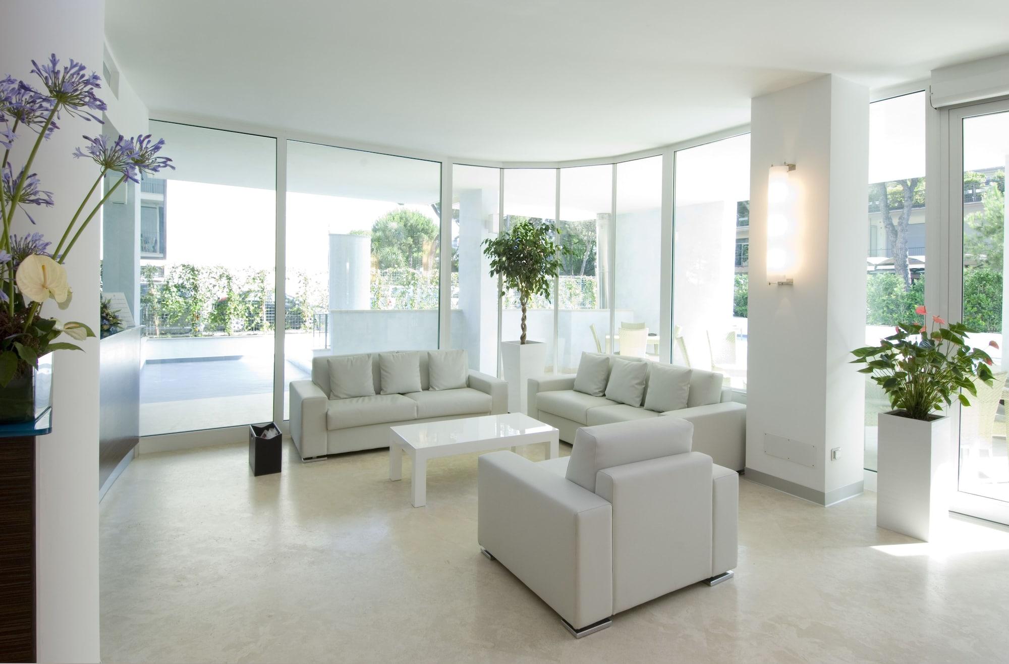 Vista Lobby Mercure Rimini Lungomare