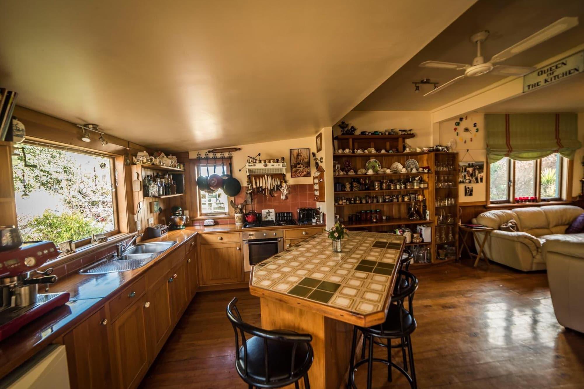 Restaurant Barb's Place