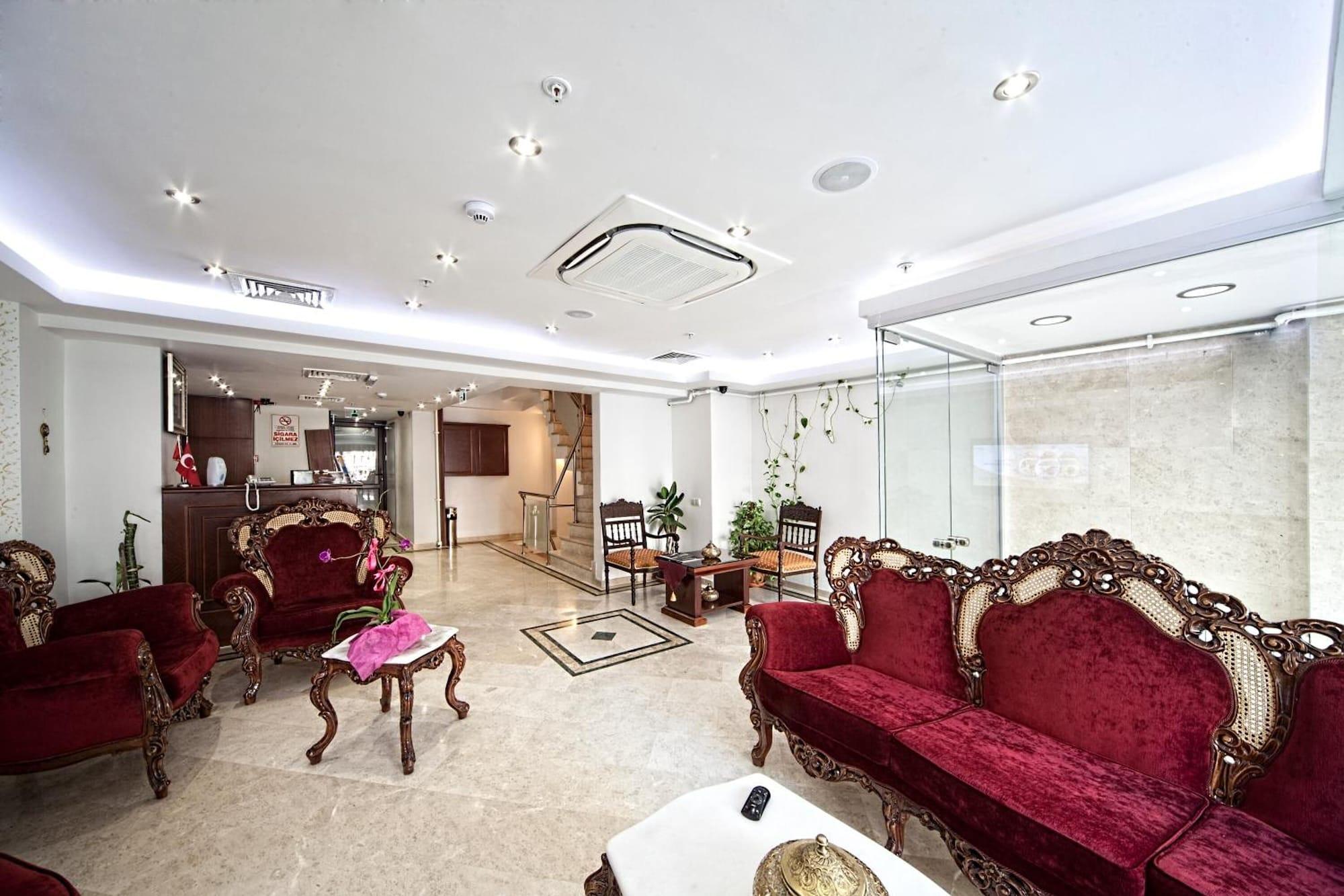 Vista Lobby New City Hotel