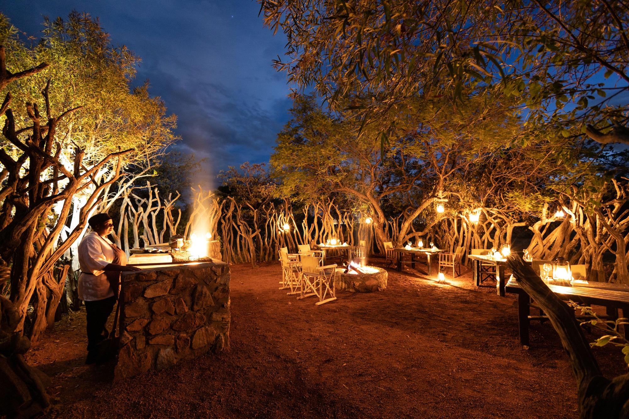 Restaurant Kwafubesi Tented Safari Camp