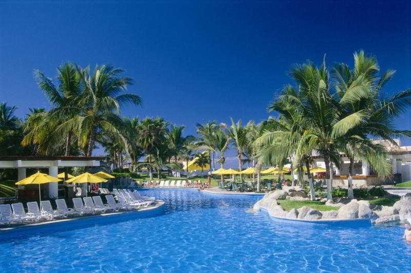 Vista Piscina Ocean Breeze Mazatlan