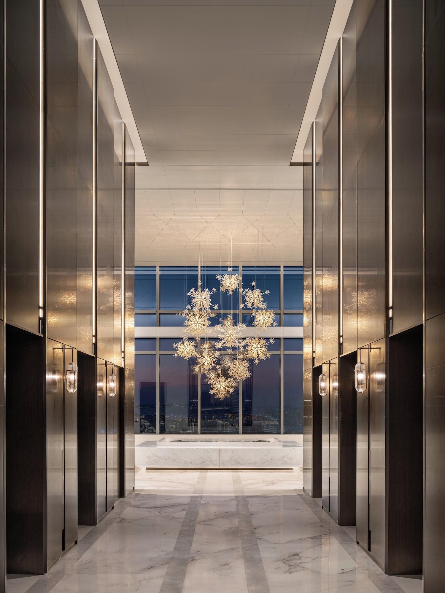Vista Lobby Four Seasons Hotel Dalian