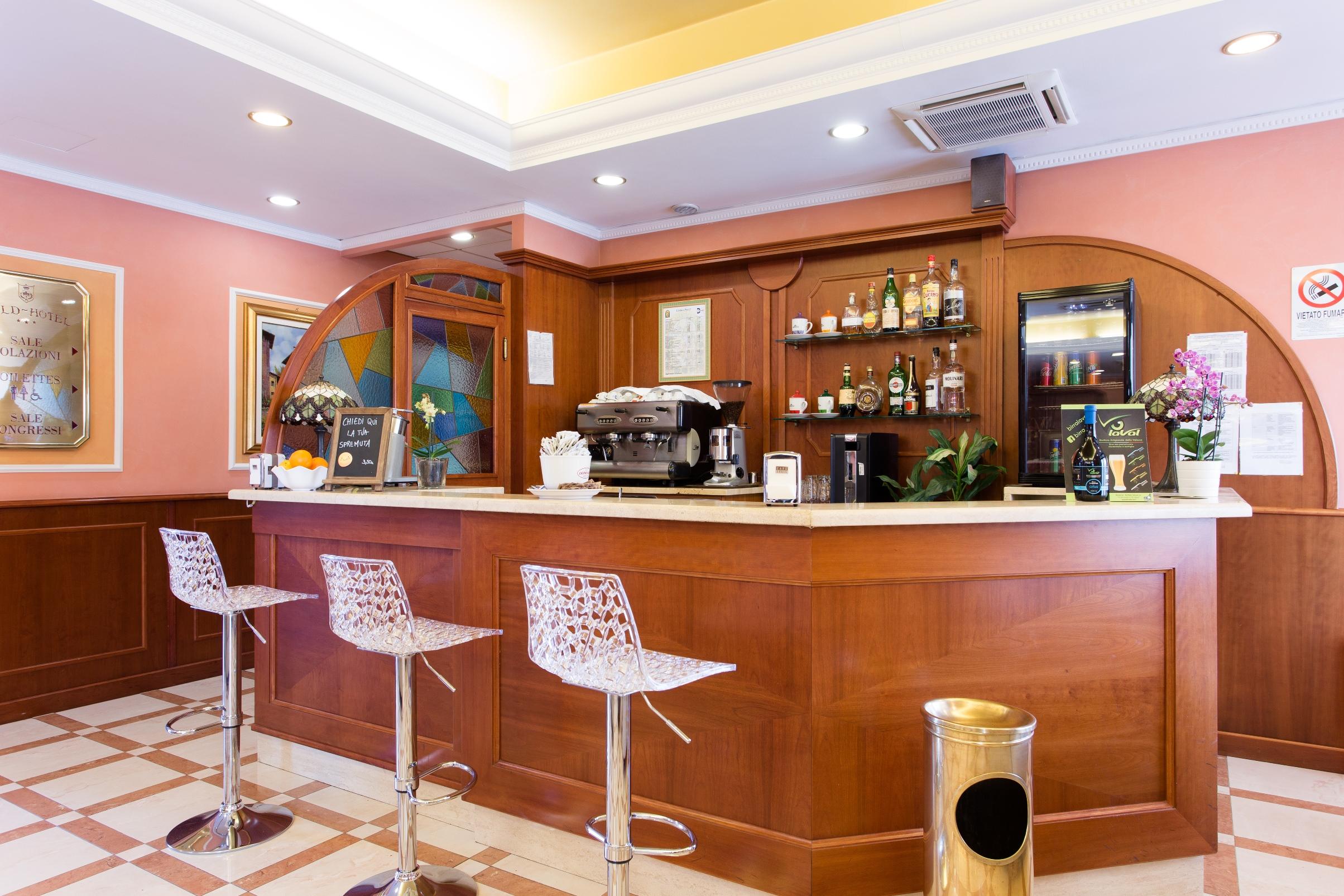 Bar/Salón Vald Hotel
