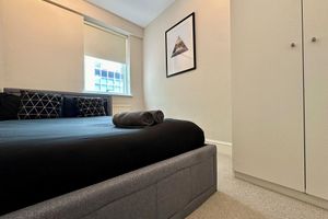 Alquiler Vacacional - Kensington 2Bed Stucco High Ceilings @LuxuryLondonStays