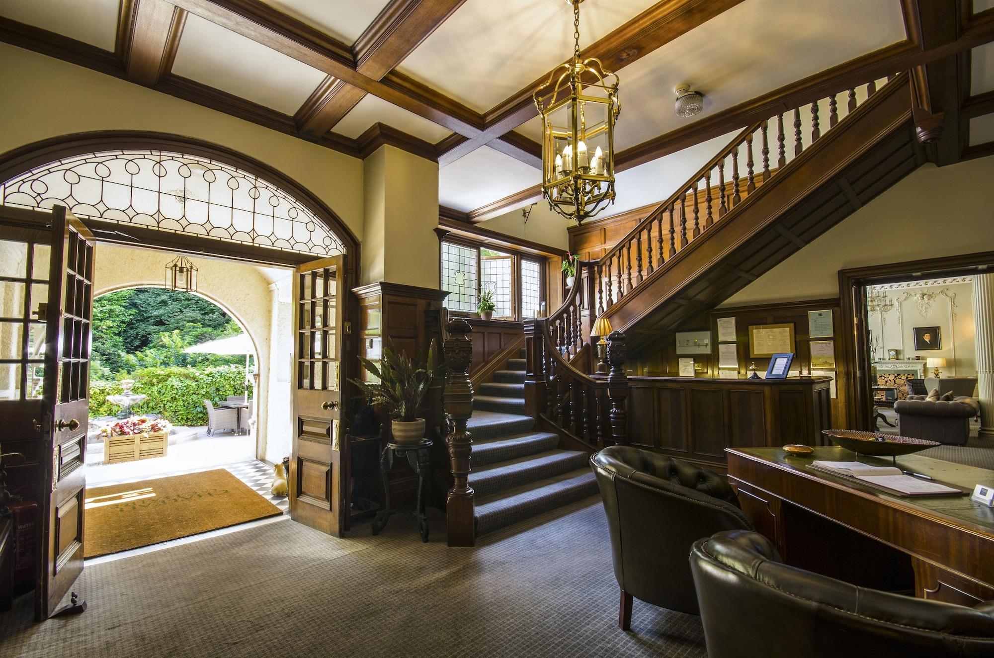 Vista Lobby Chateau La Chaire