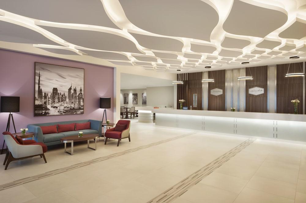 Vista do lobby Hampton Inn Dubai, United Arab Emirates