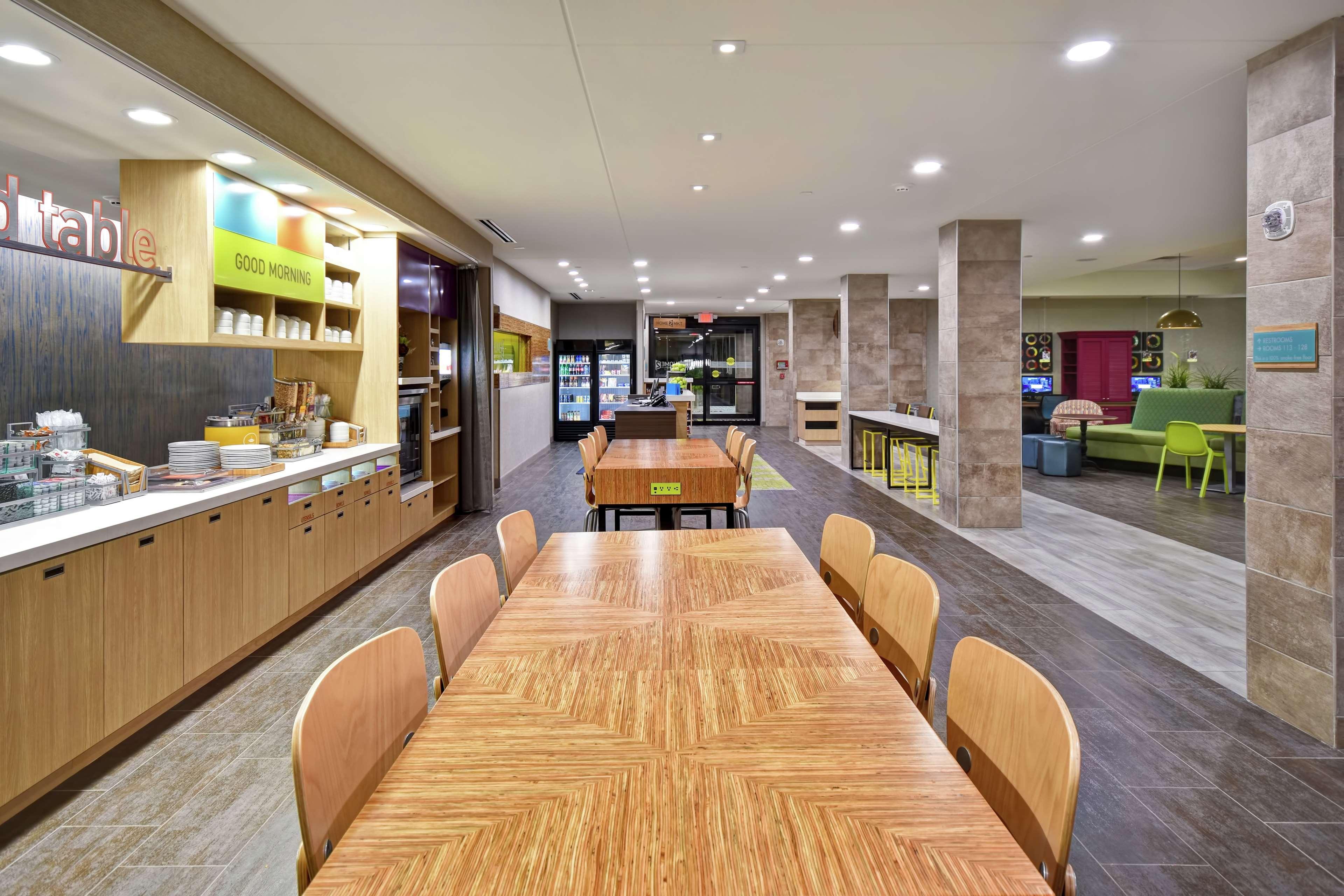Restaurant Home2 Suites by Hilton Frankfort