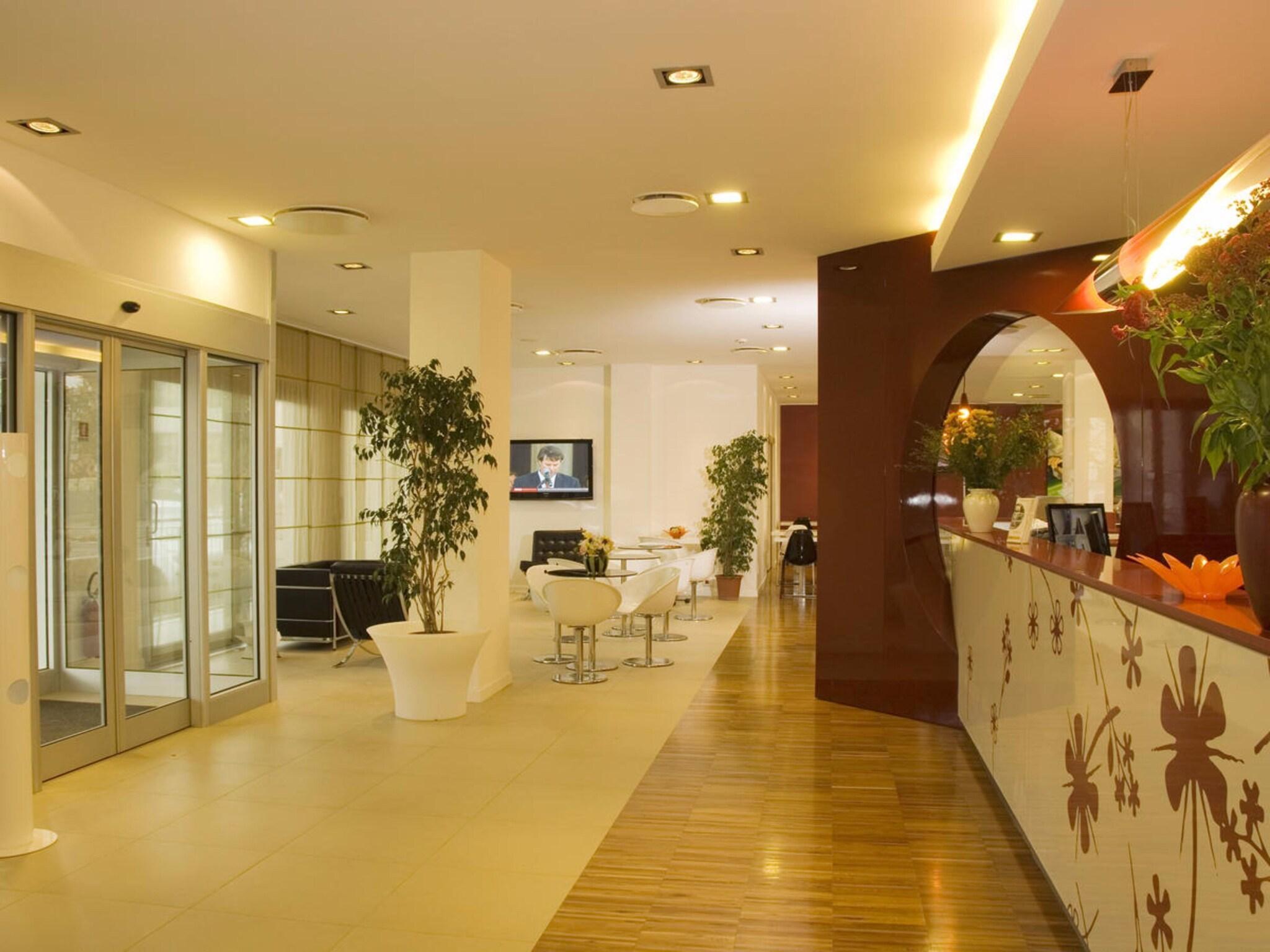 Vista Exterior Hotel Michelino 75 by The Sydney Hotel
