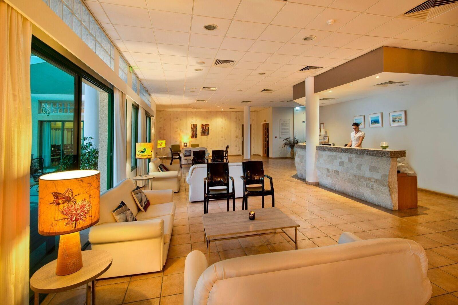 Vista Lobby Natura Beach Hotel and Villas