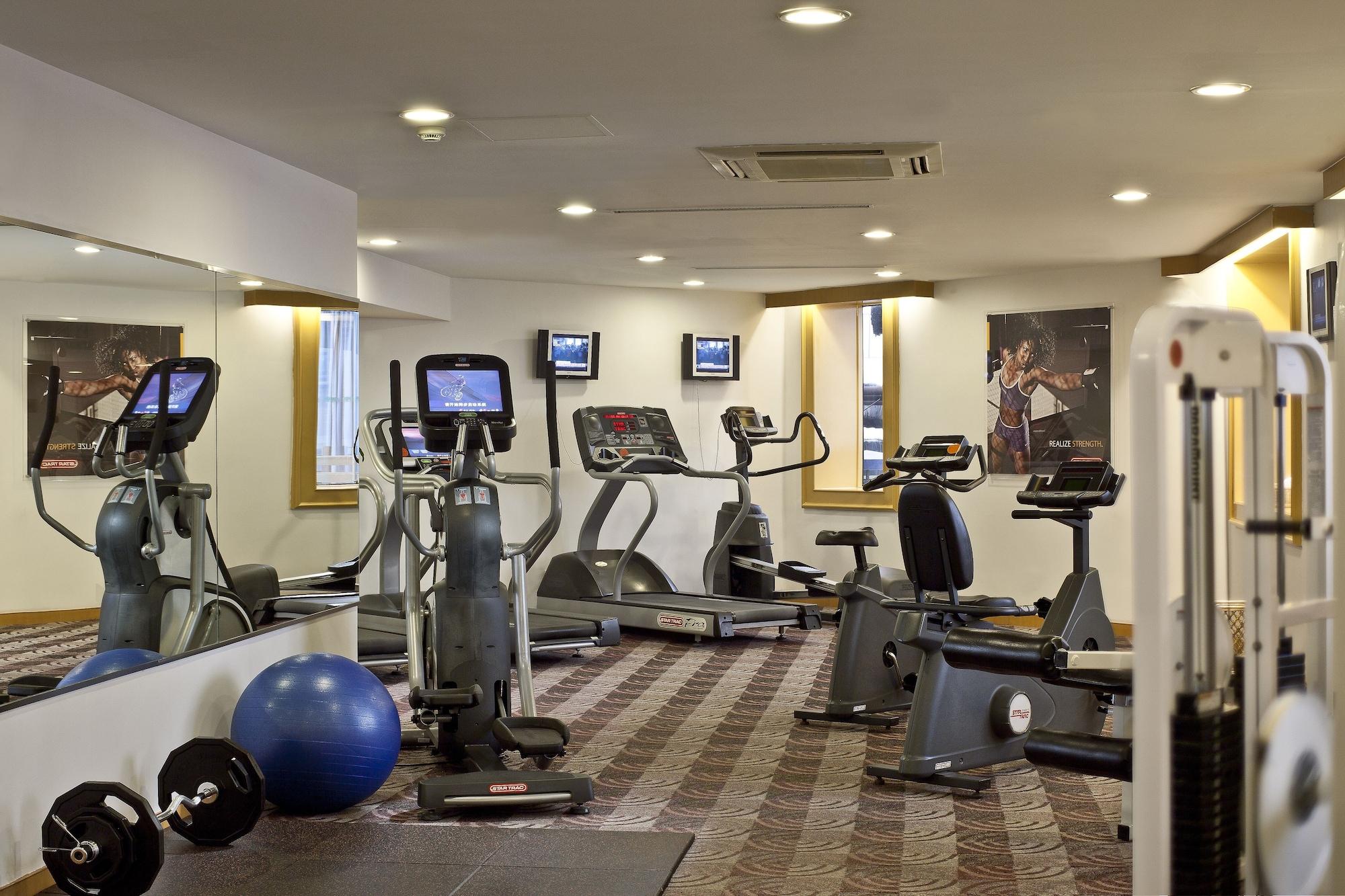 Gimnasio Courtyard by Marriott Shanghai Pudong