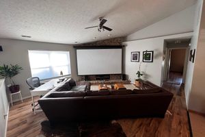 Alquiler Vacacional - ★Spacious Home Minutes from Purdue!★