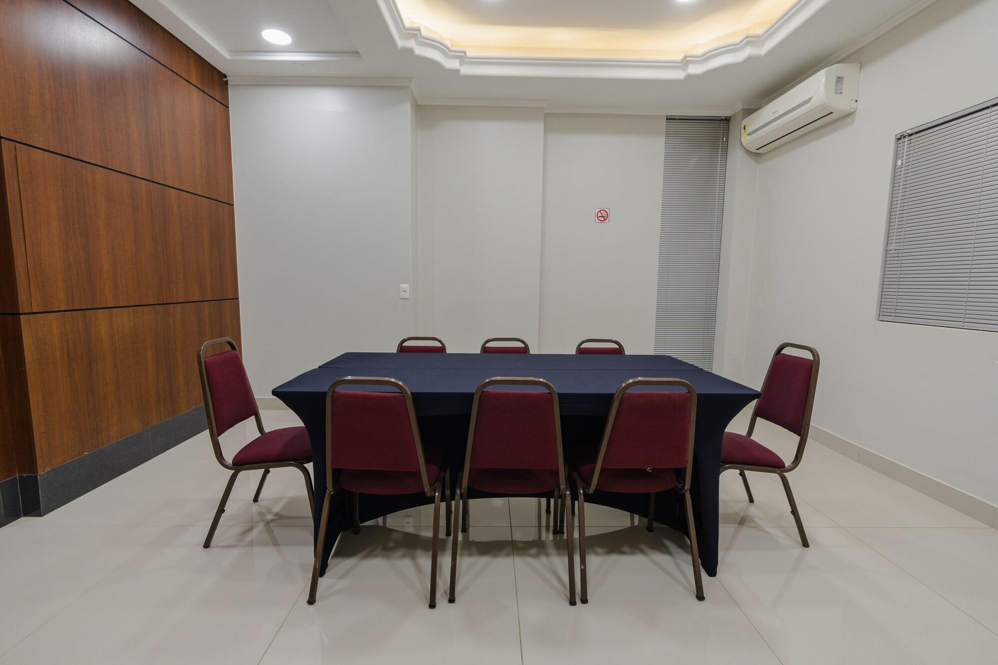 Salón de Baile Hotel Caiuá Express Umuarama