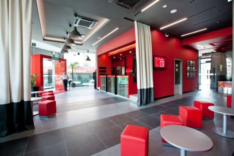 Pi Hotel by null