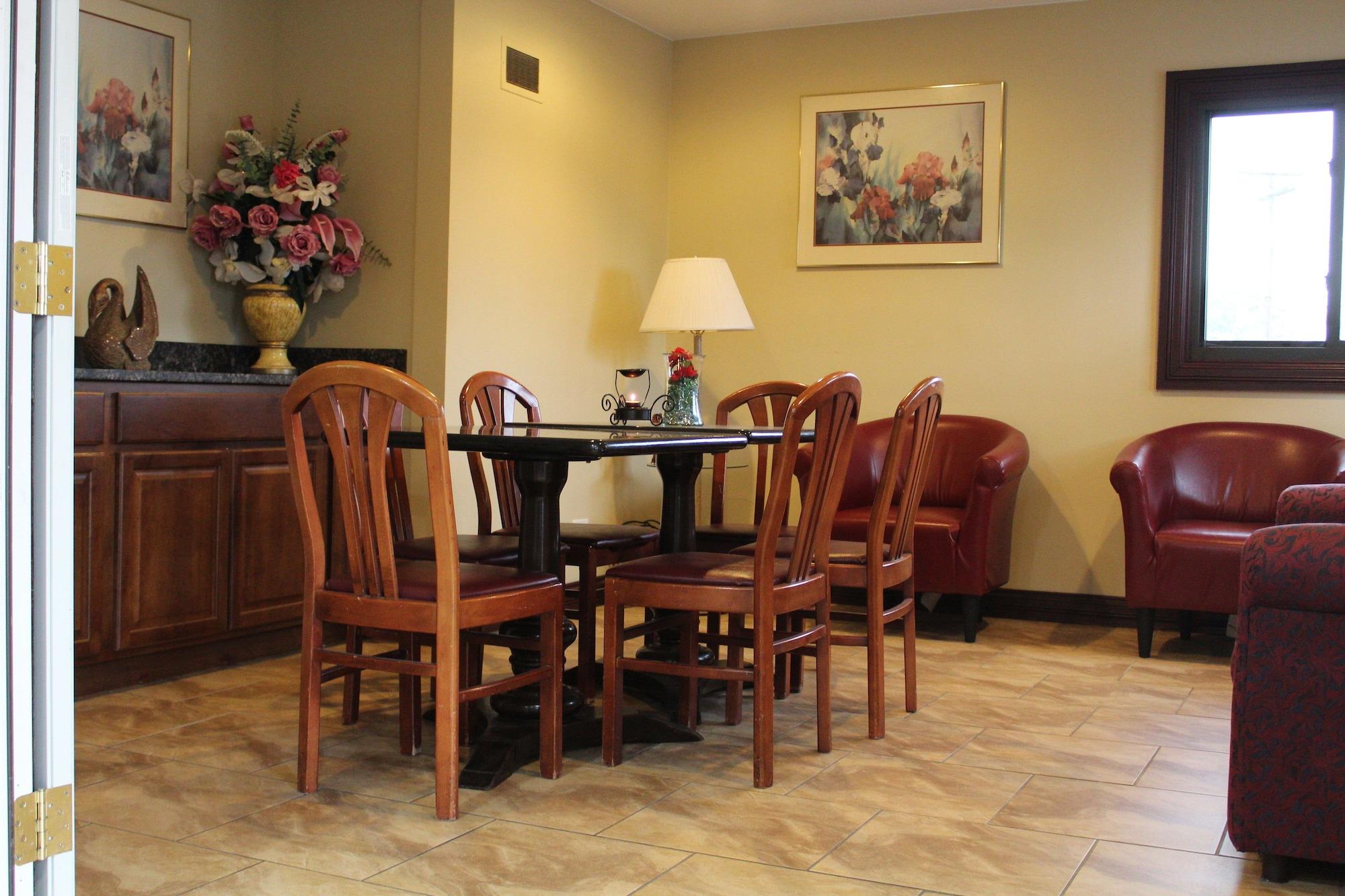 Bar/Salón American Inn & Suites