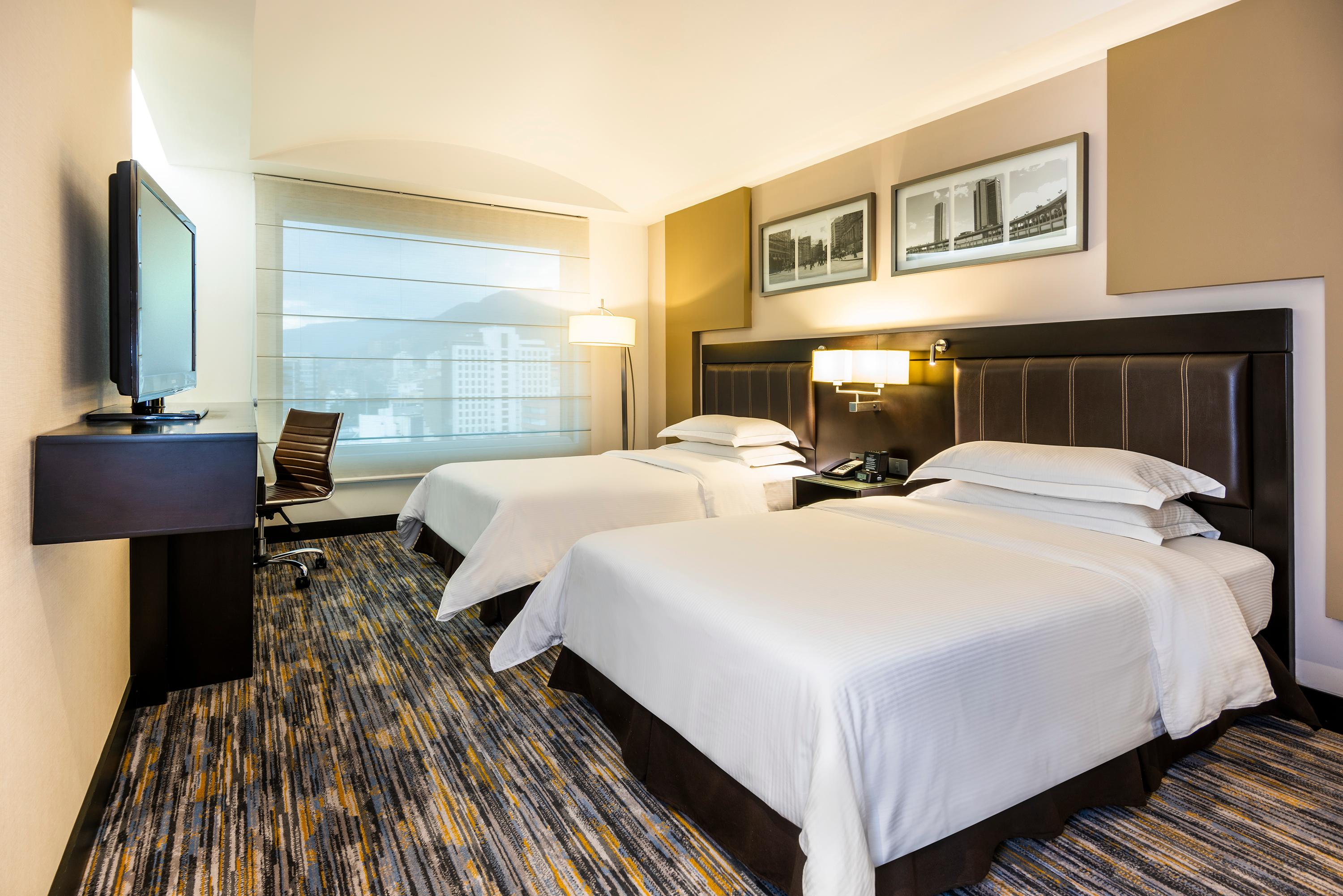 Guest room Hilton Bogota