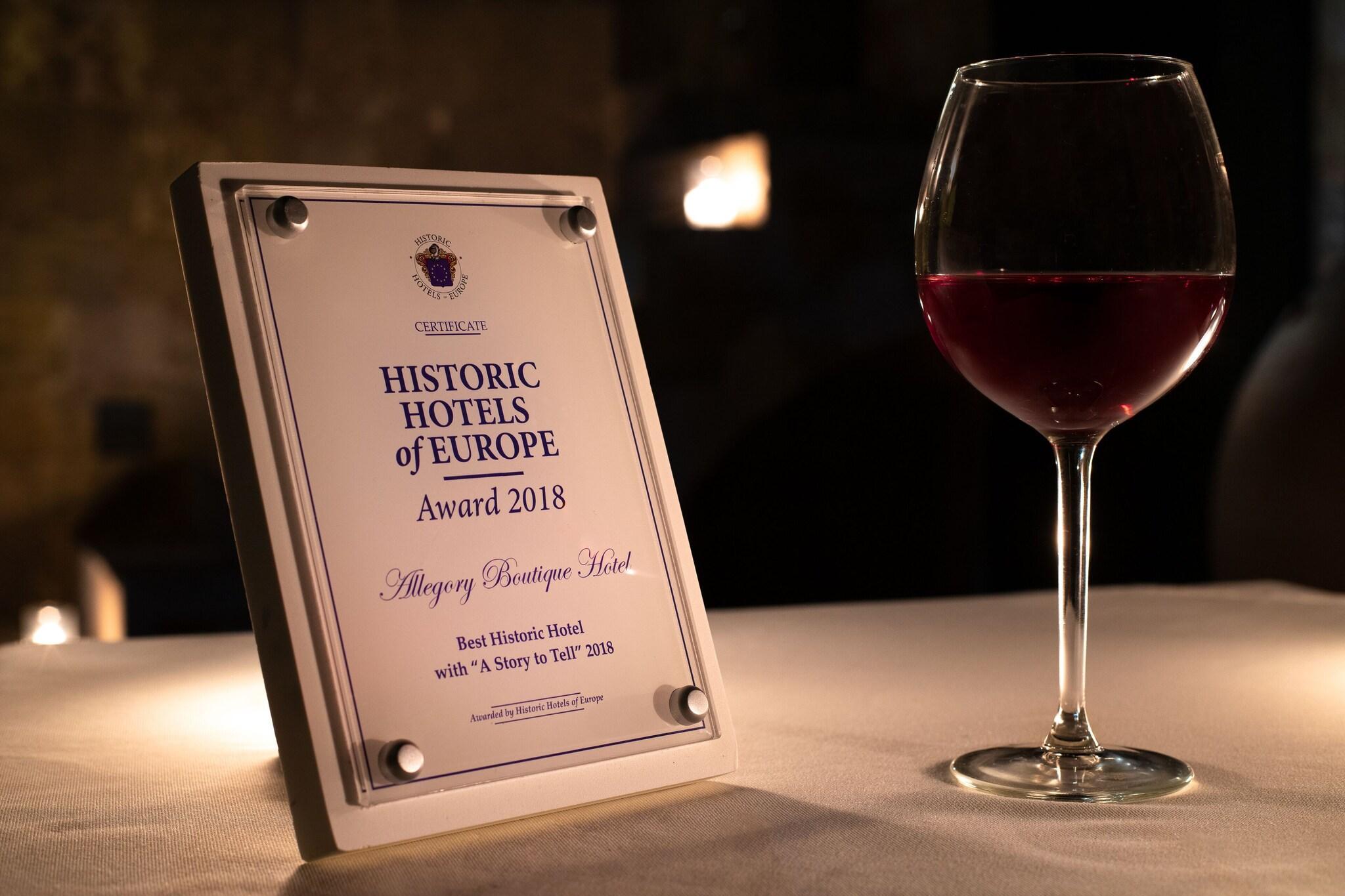 Vista Lobby Allegory Boutique Hotel