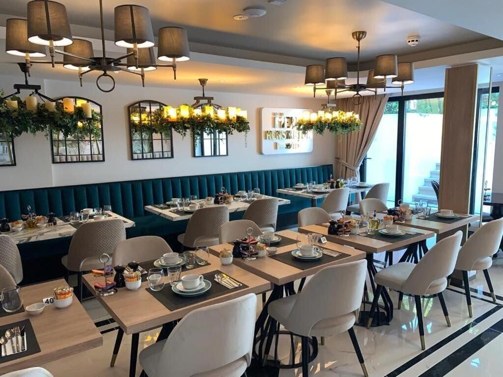 Restaurant Merit Kensington Hotel