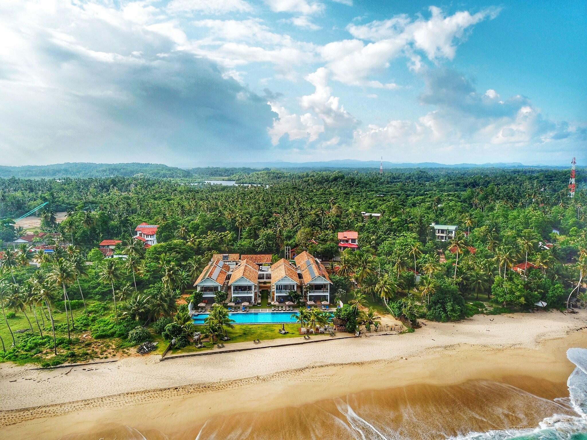 Vista Exterior Sri Sharavi Beach Villas and Spa