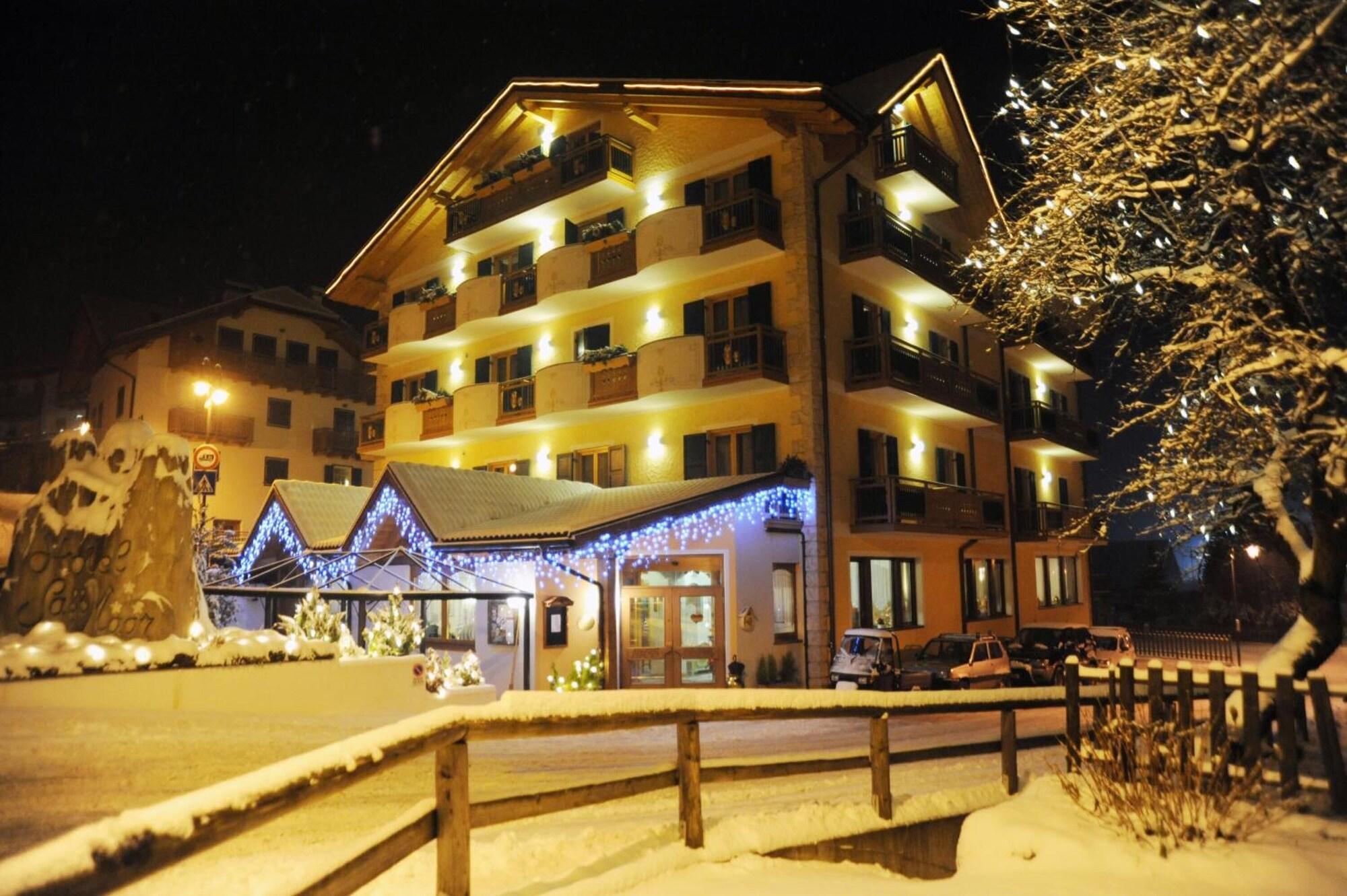 Vista Exterior Albergo Sass Maor