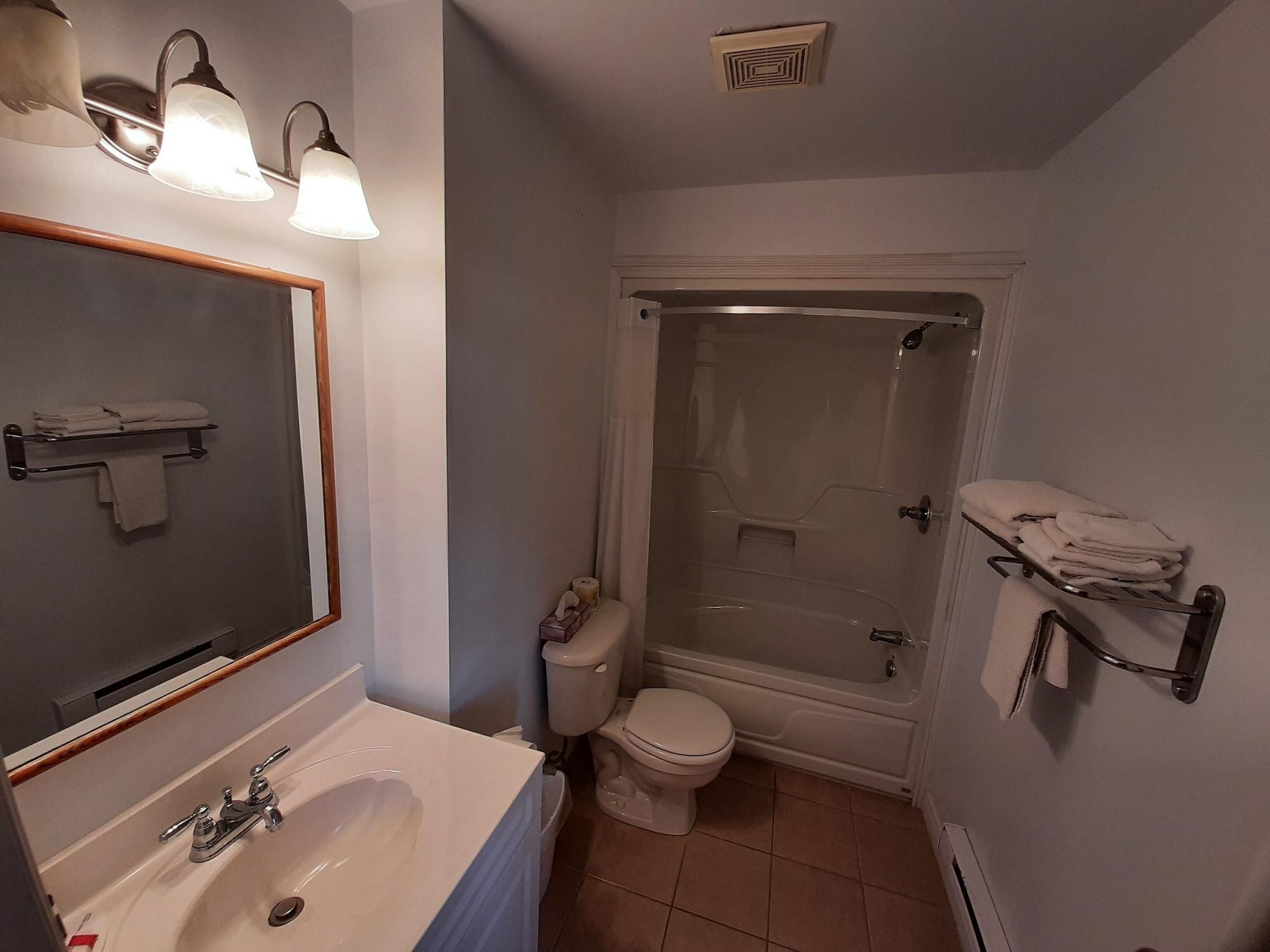Equipamiento de Habitación Howard Johnson by Wyndham Woodstock NB