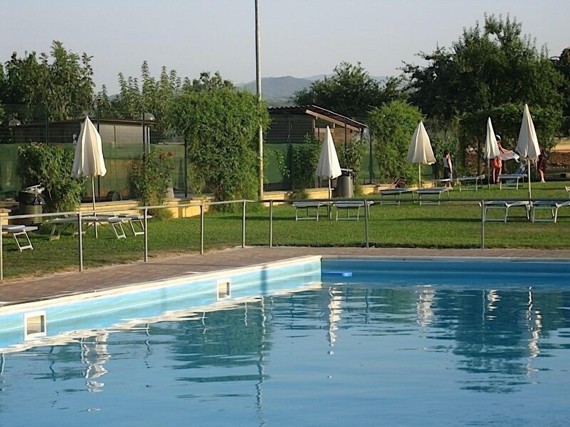 Vista Piscina Cascina Bosco Gerolo