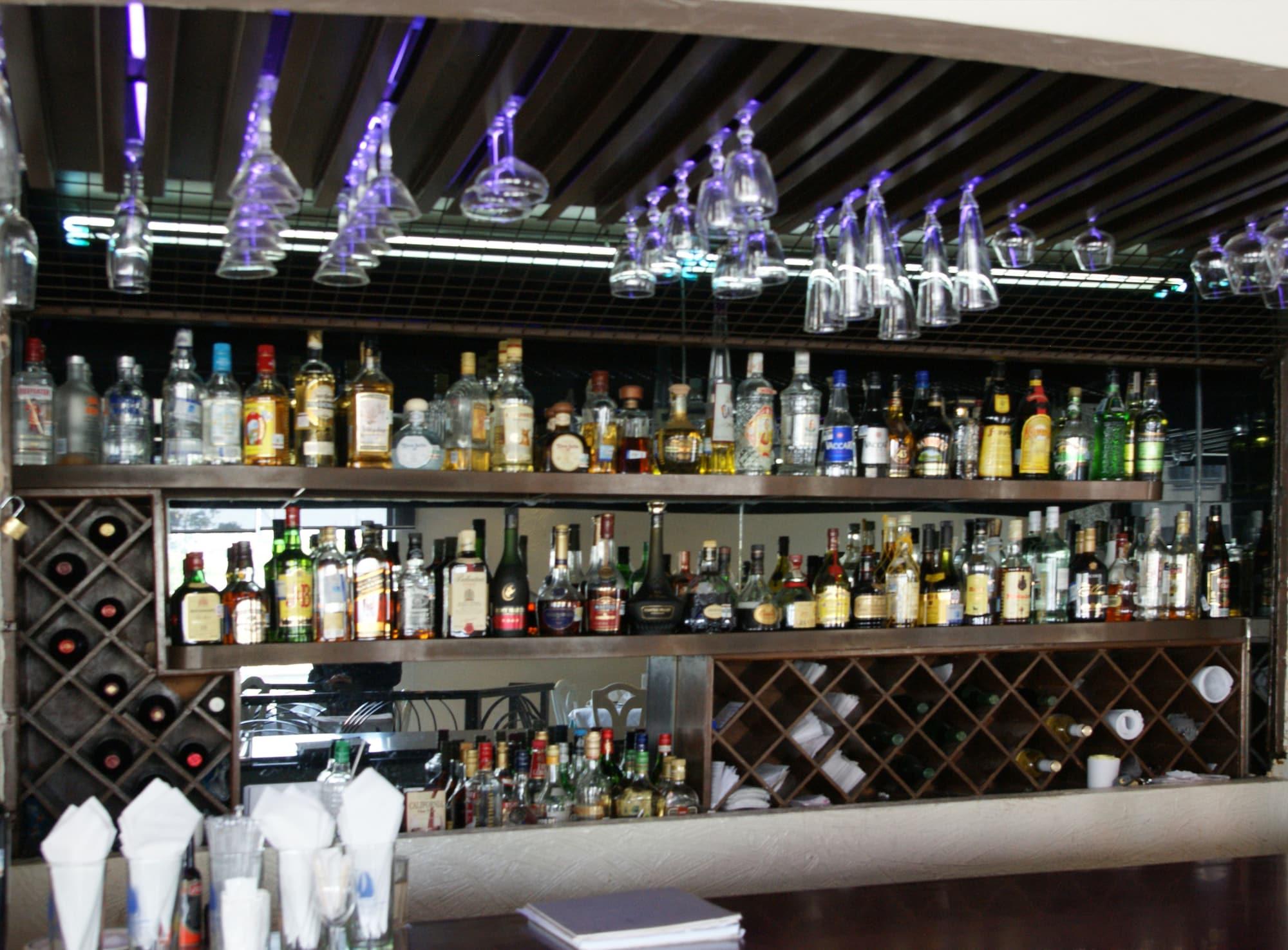 Bar/Salón Portonovo Hotel & Suites