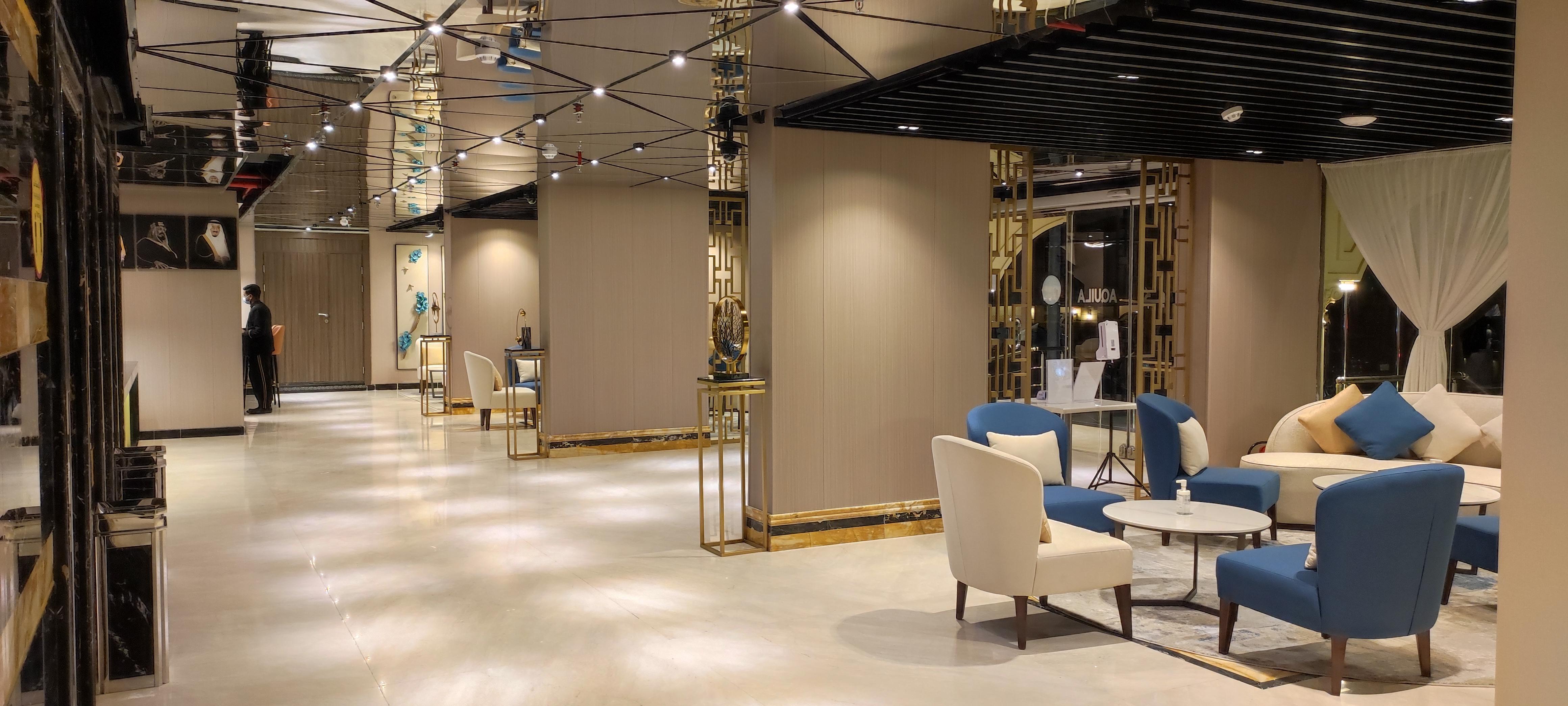 Vista Lobby Aquila Hotel