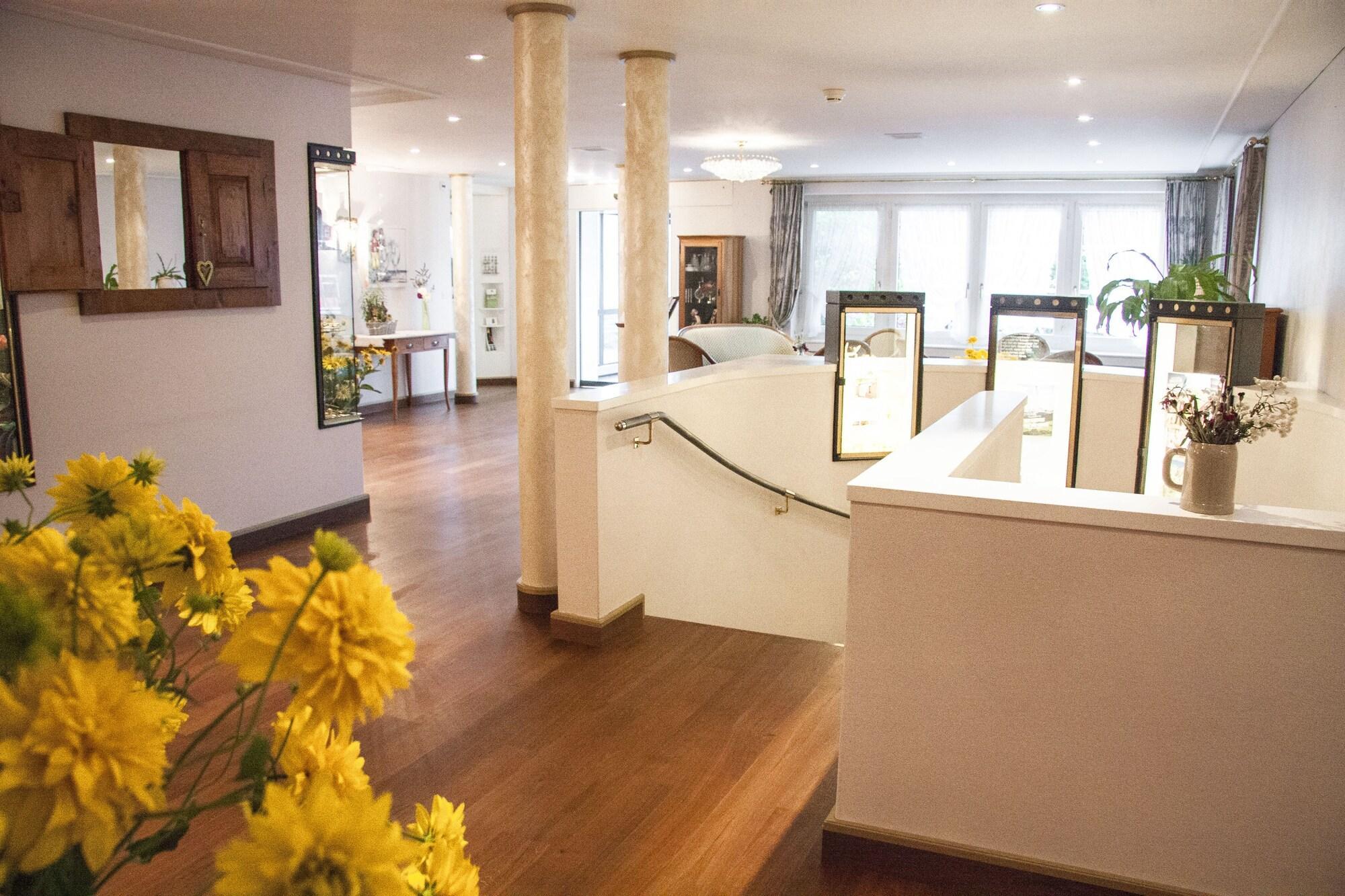 Vista Lobby Hotel und Spezialitätenrestaurant zur Linde