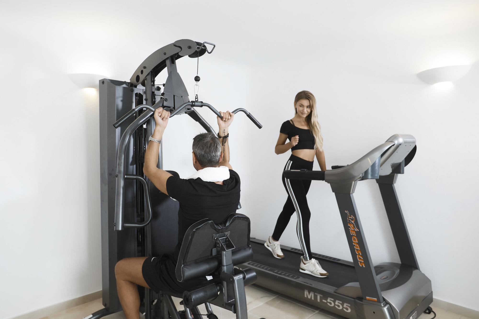 Gimnasio Santorini Princess Presidential Suites