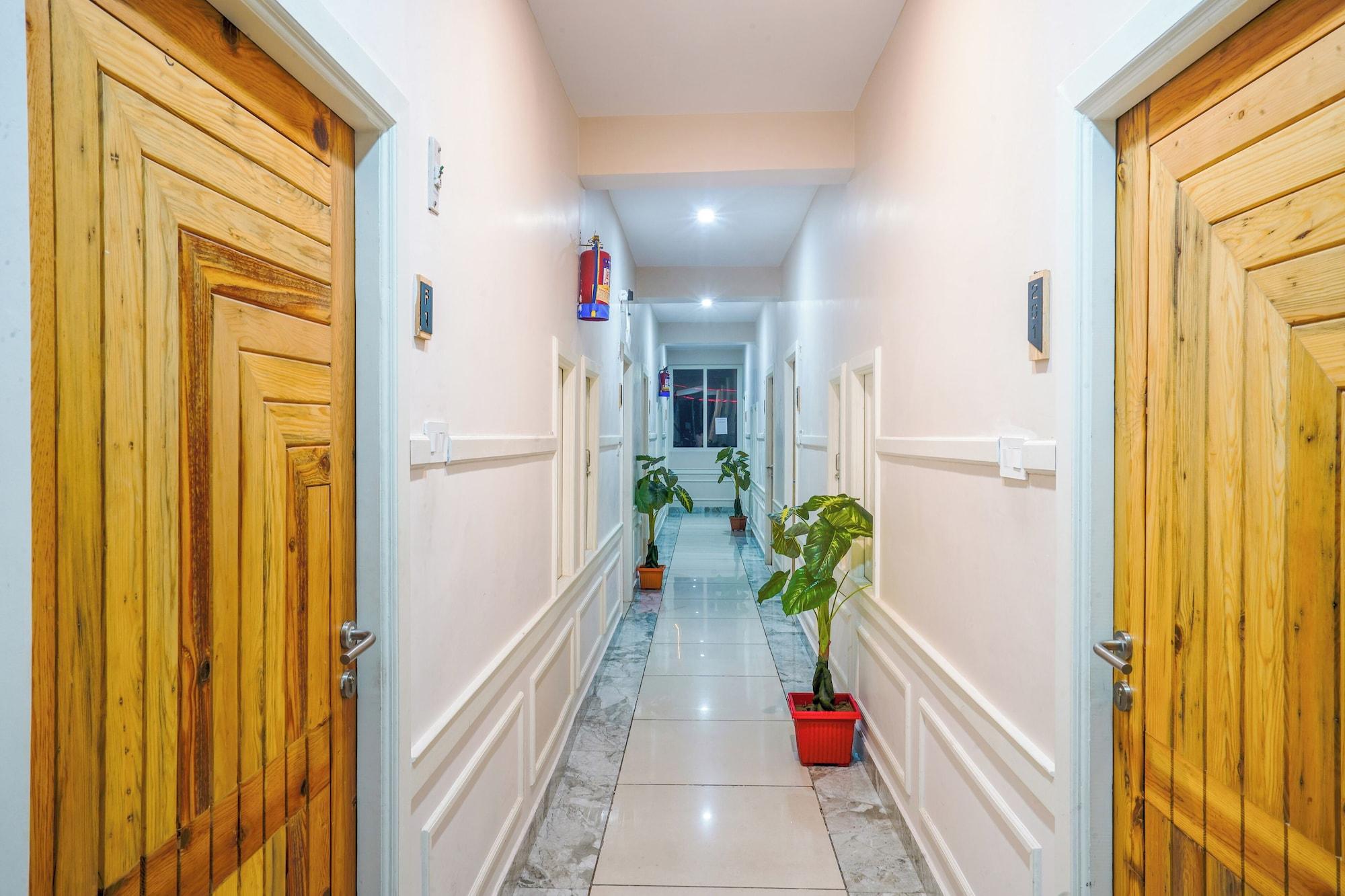 Vista Lobby Deva's Retreat