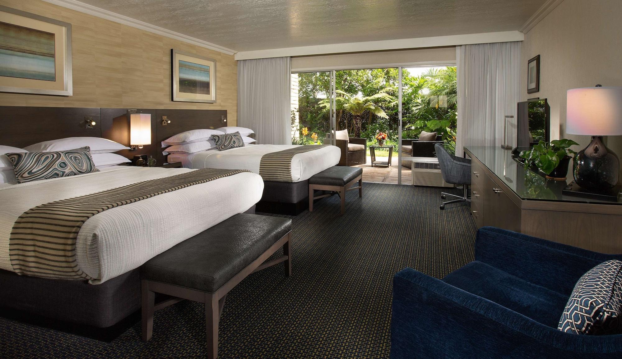 Habitación West Beach Inn, a Coast Hotel