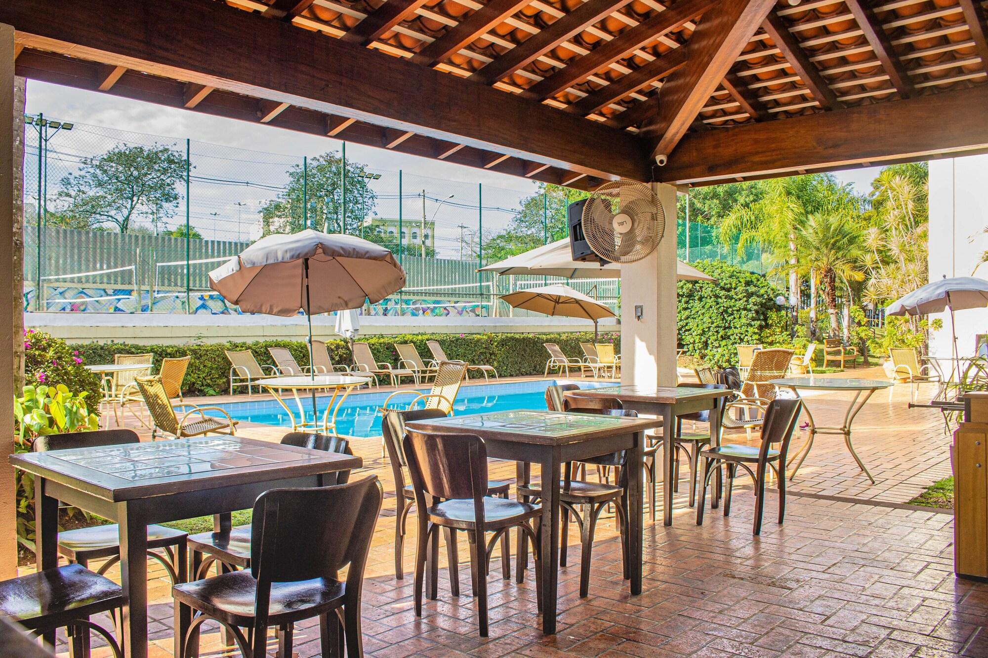 Vista Piscina Hotel Jaguary e Residence