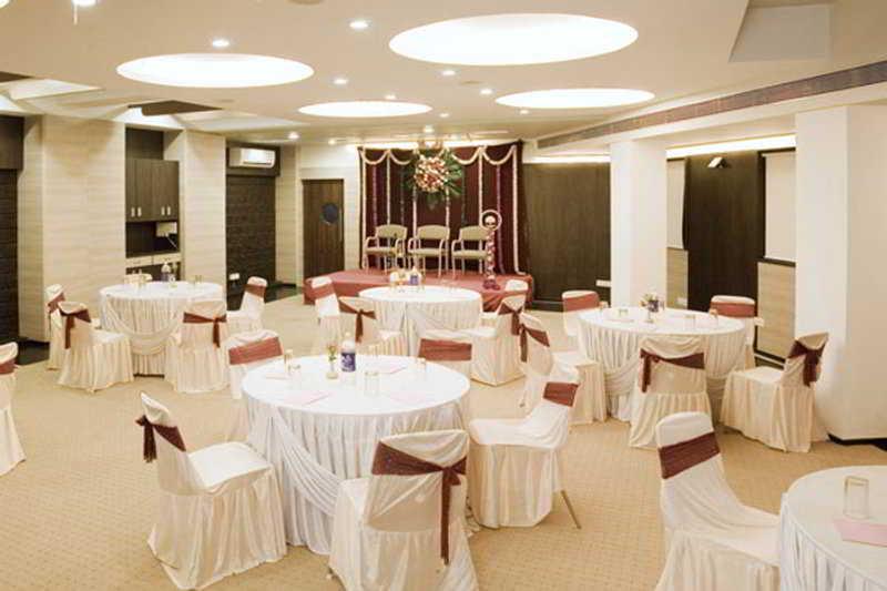 Centro de Negocios Kamfotel Hotel Nashik