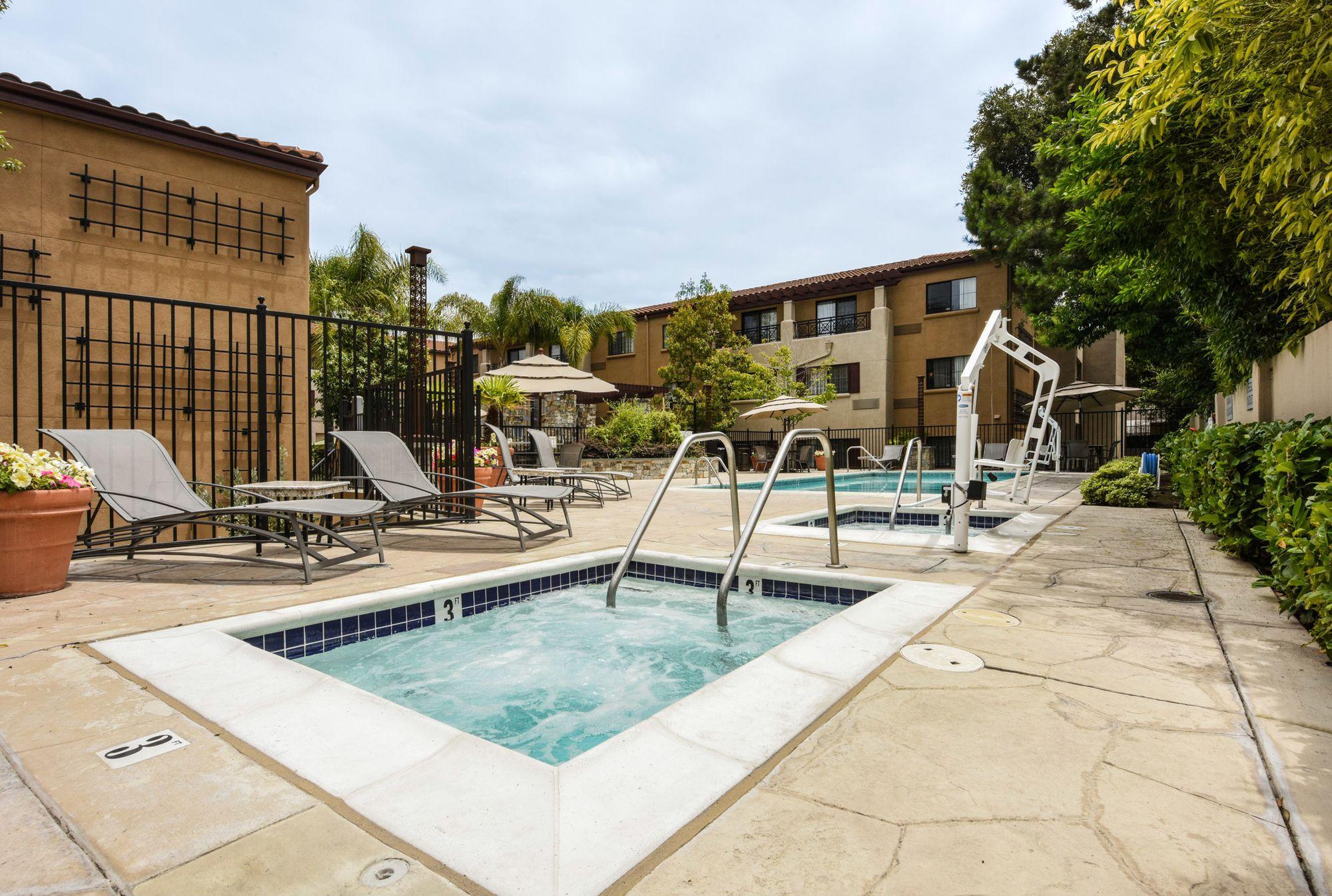 Vista Piscina Courtyard Palo Alto Los Altos