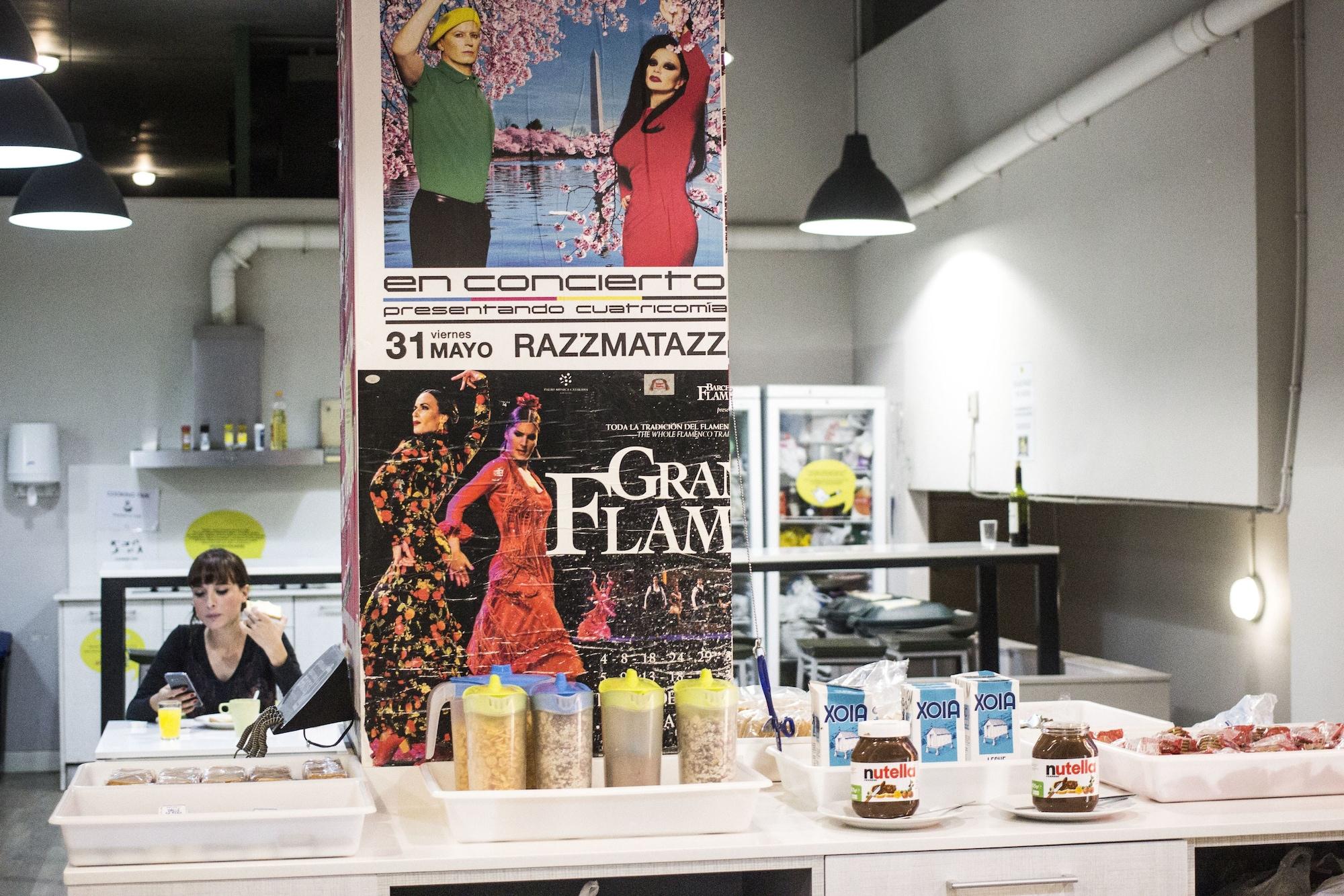 Restaurant Hola Hostal Eixample - Hostel