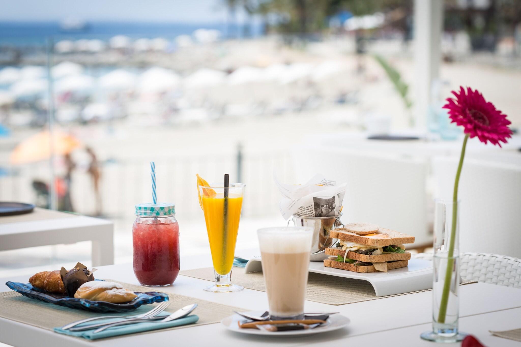 Restaurant One Ibiza Suites