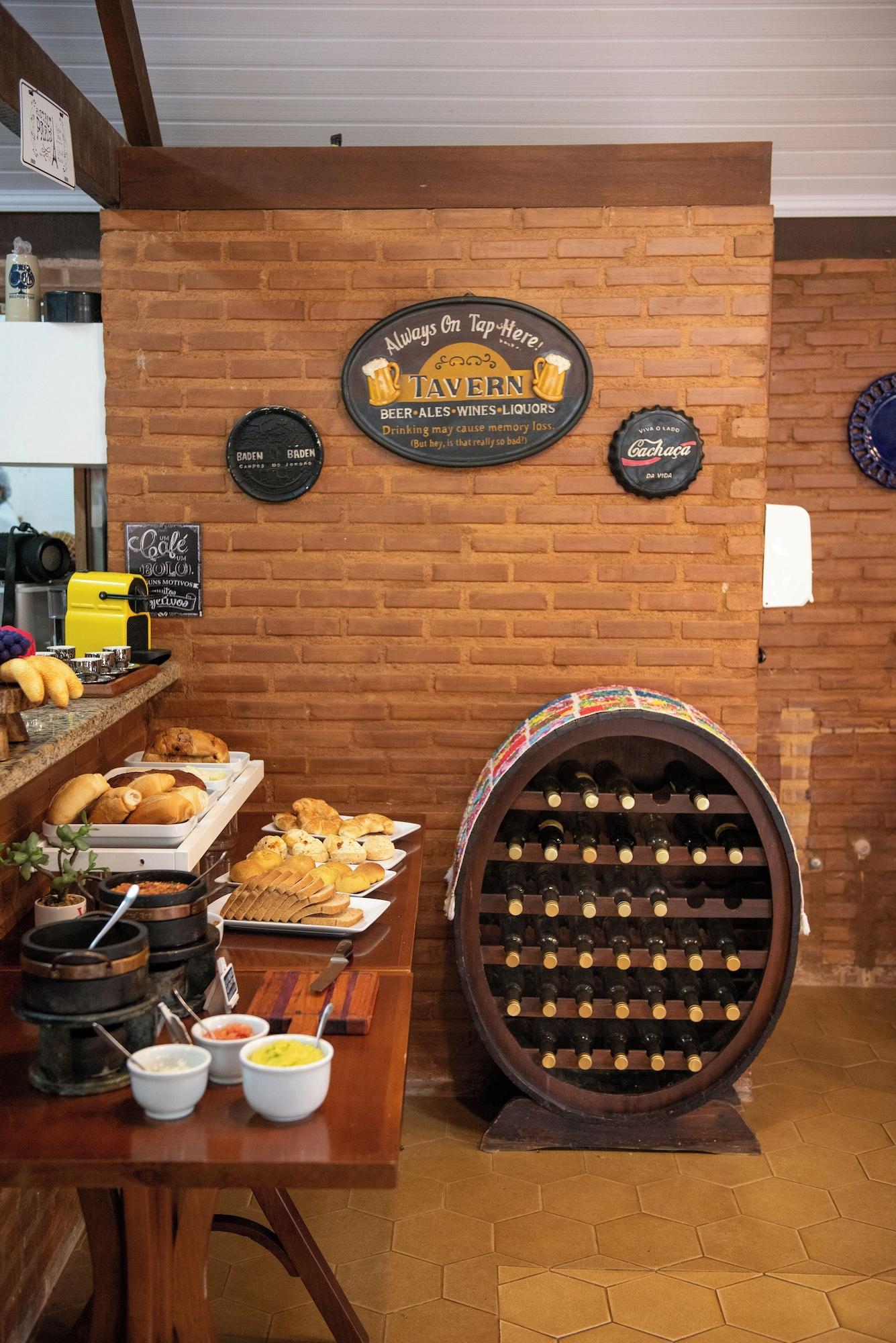 Restaurant Pousada Quinta dos Doges Ltda