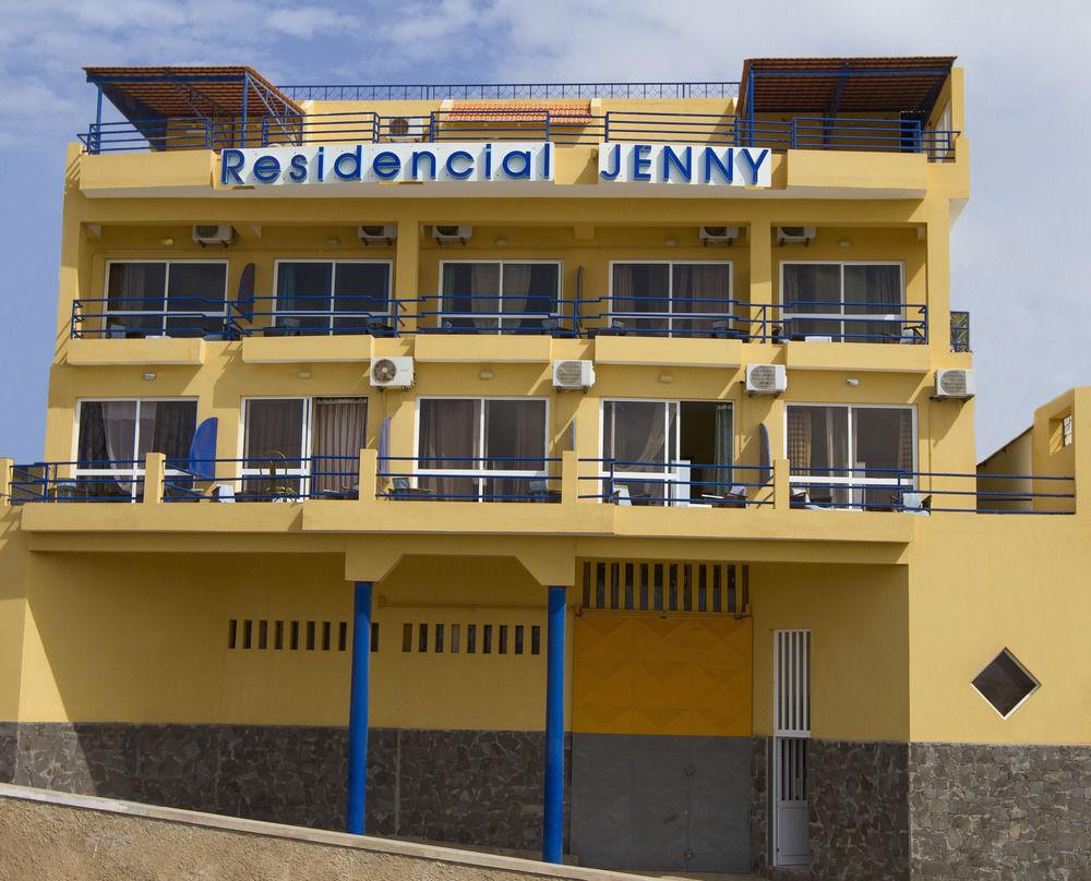 Vista Exterior Residencial Jenny