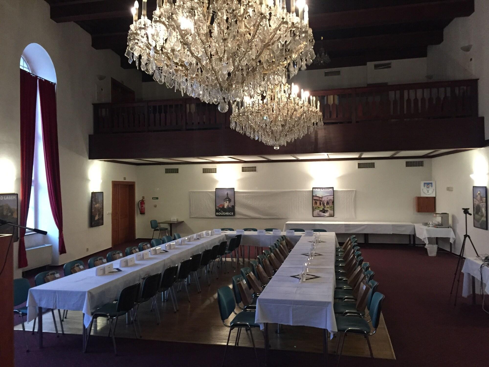 Centro de Negocios Hotel Magnolia Roudnice