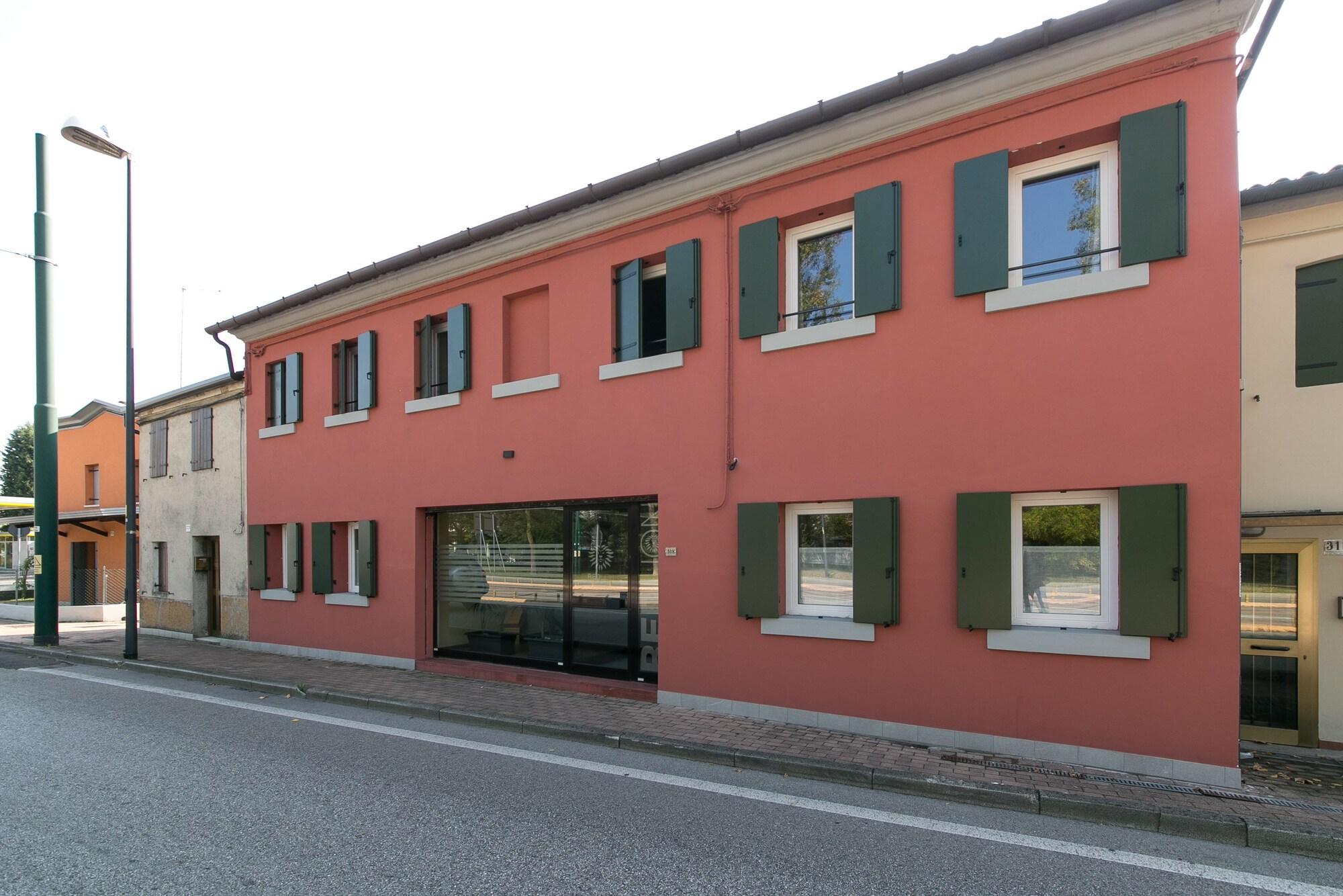 Vista Exterior Red Lion Guest House