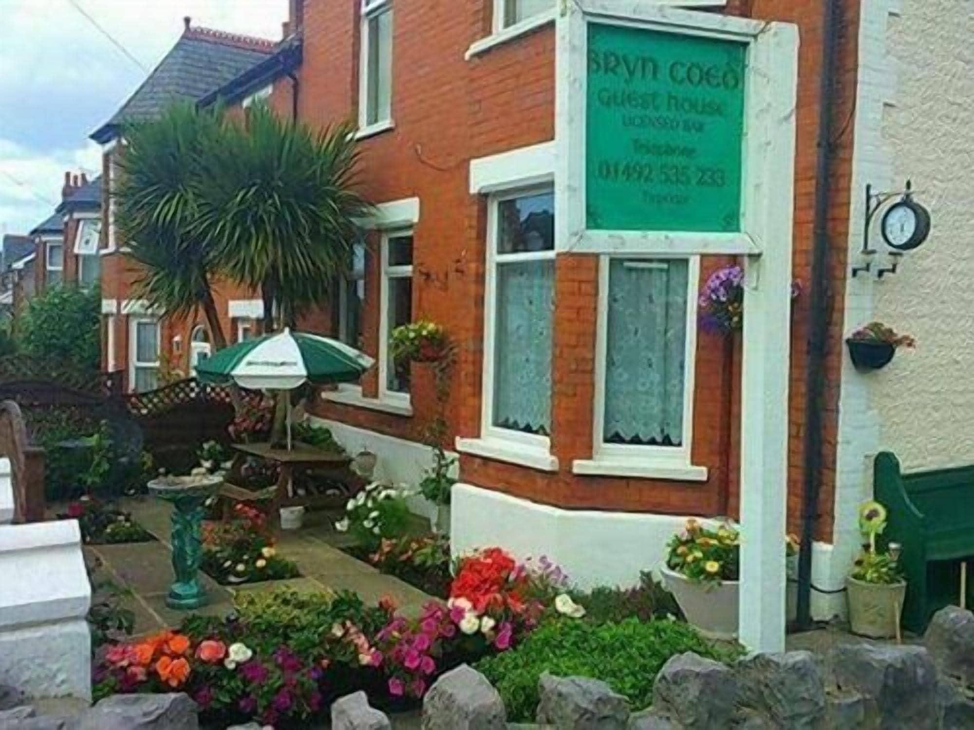 Vista Exterior Bryn Coed Guest House