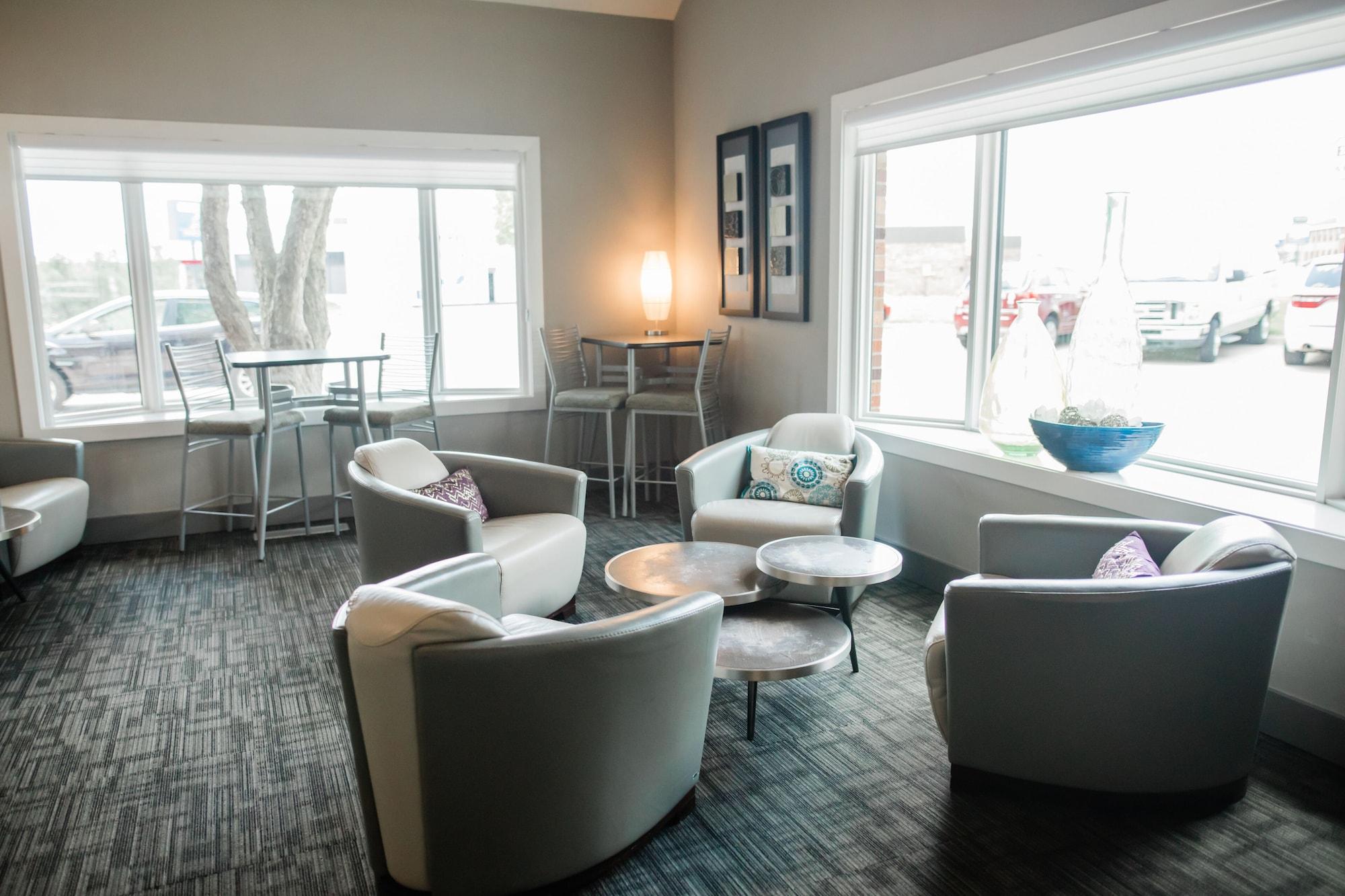 Vista Lobby Eastland Suites Hotel & Conference Ctr, Trademark by Wyndham