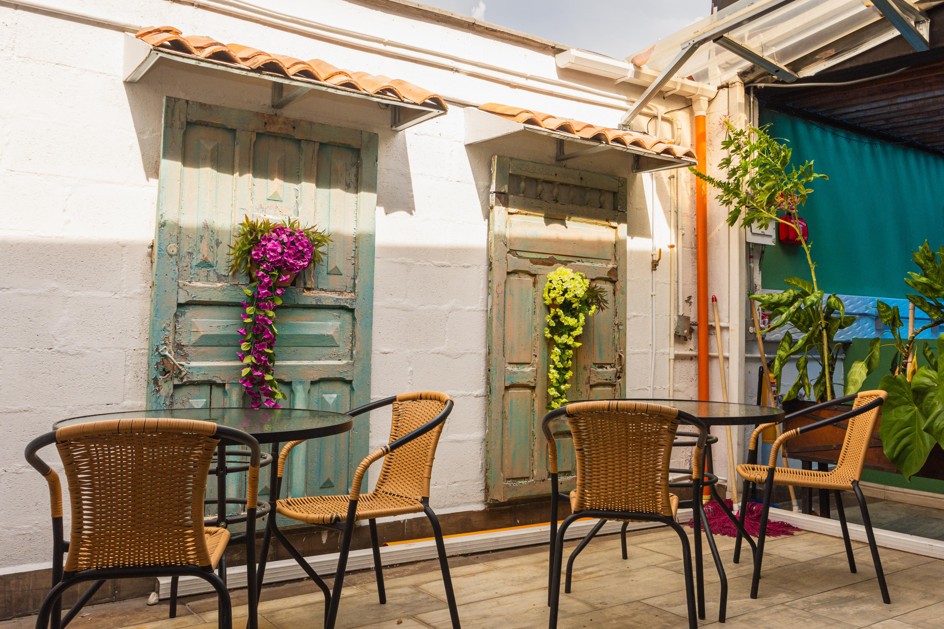 Varios Hotel Perlatto