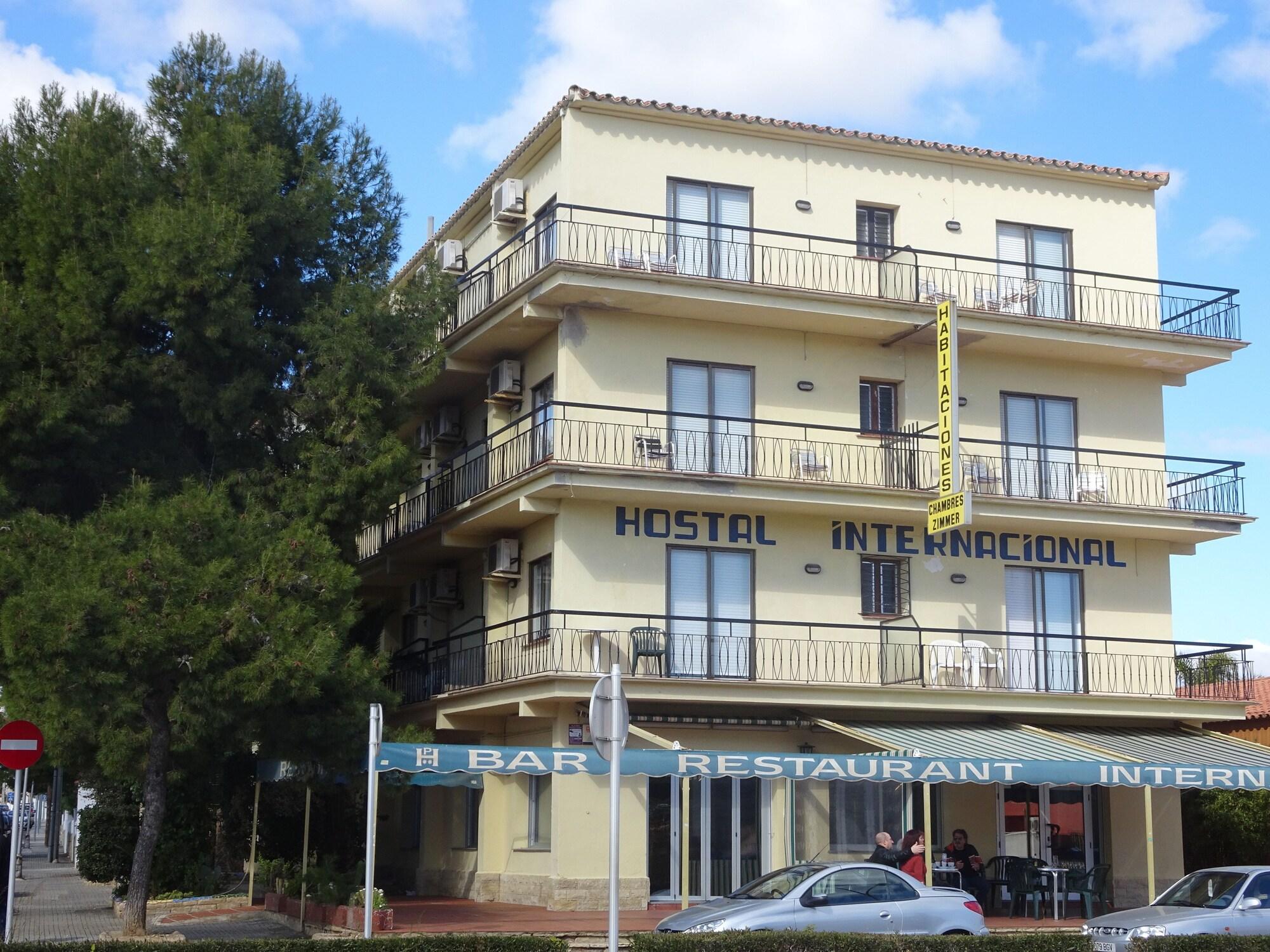 Varios Hostal Internacional