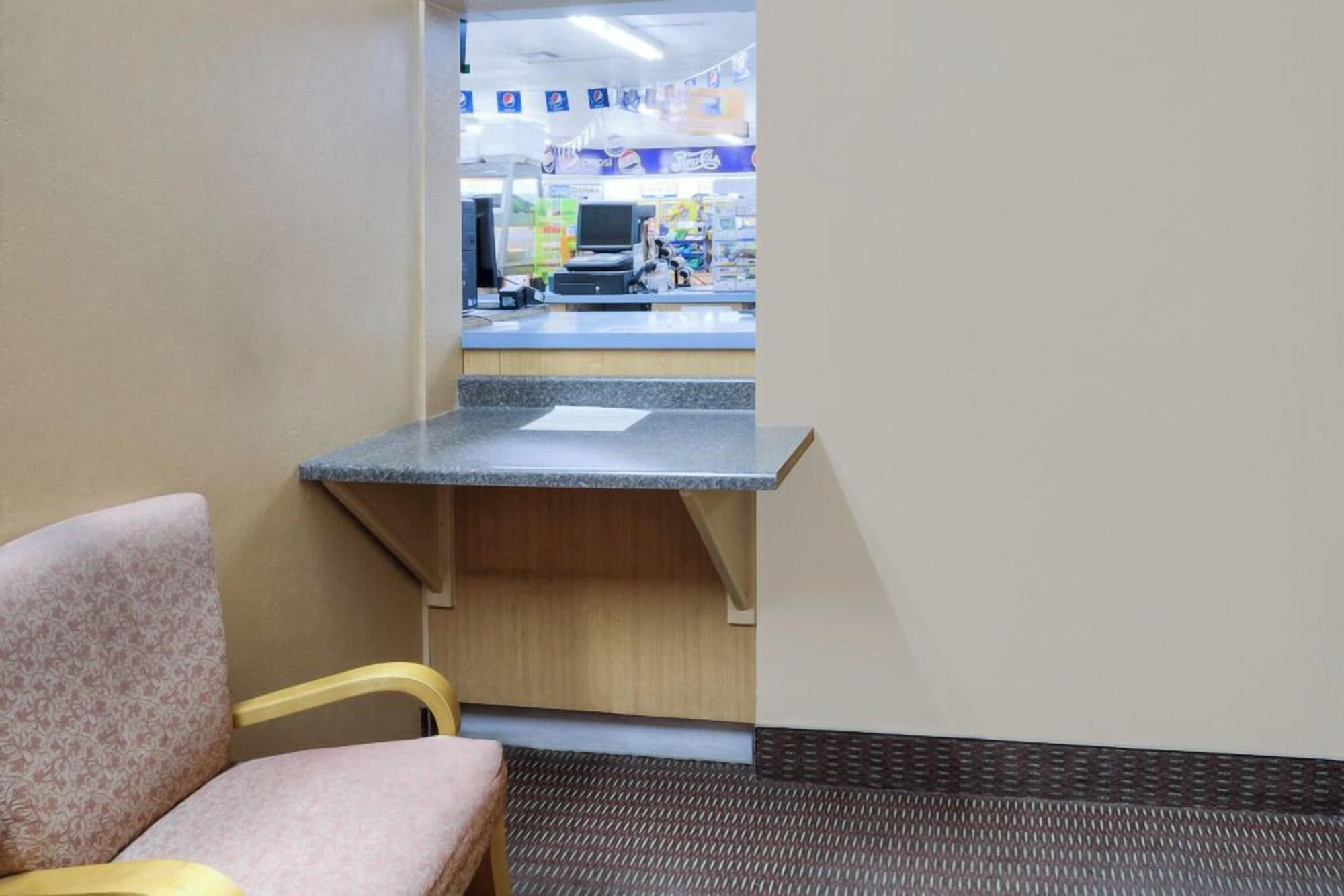Vista Lobby King City Motel by OYO Pasco