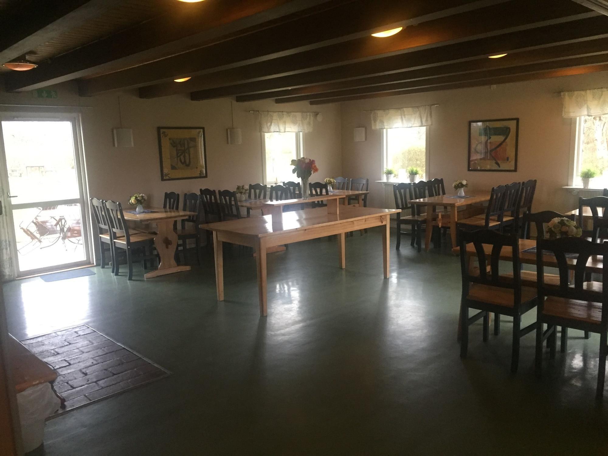Sala de Reuniones Nyckelbo Vandrarhem - Hostel