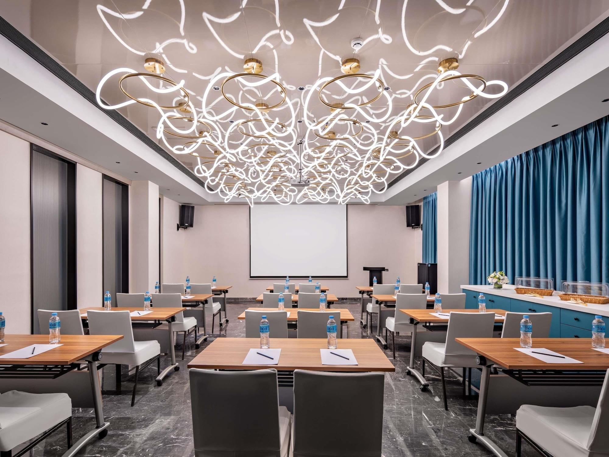 Sala de Reuniones Novotel Nantong Center