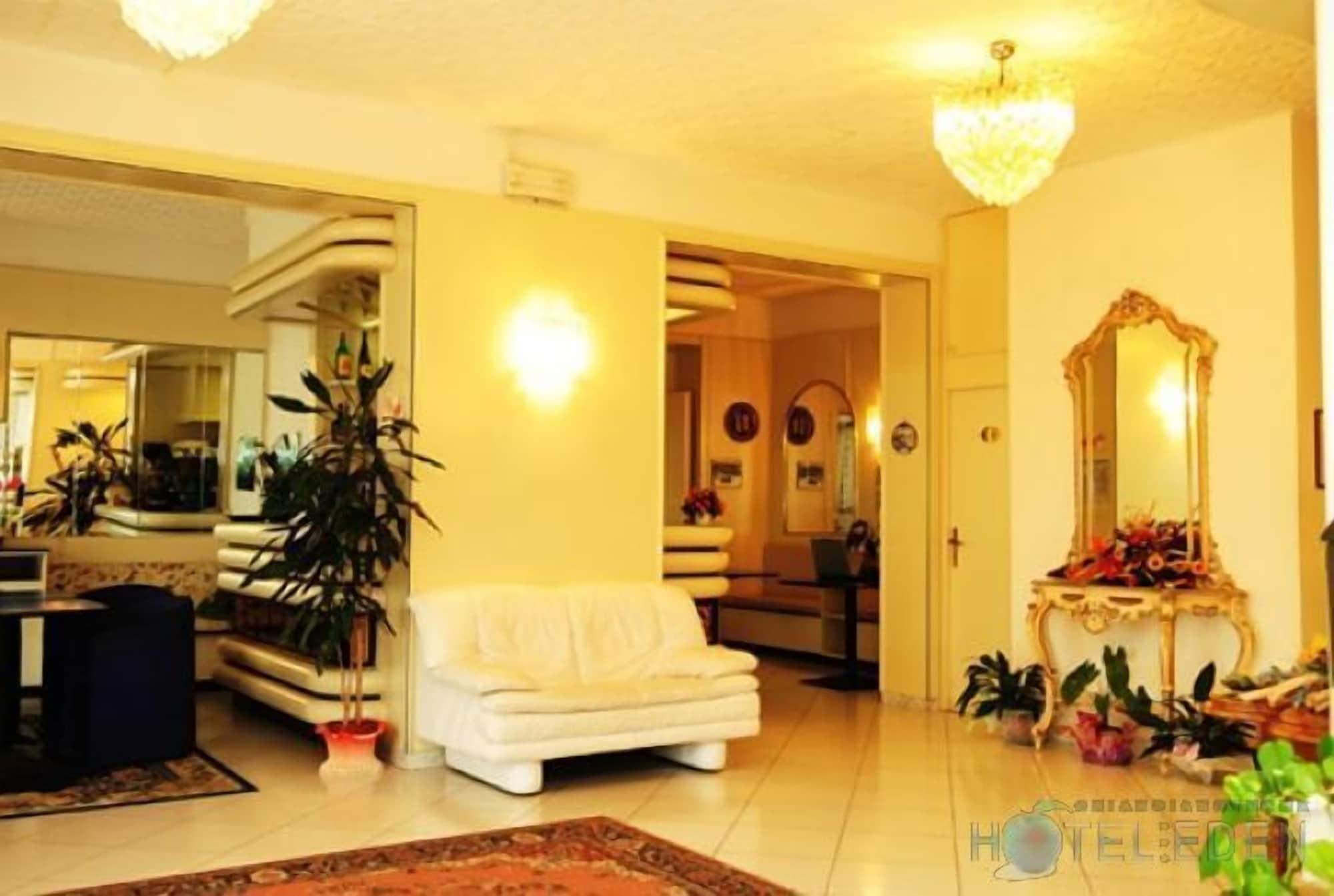 Vista Lobby Hotel Eden