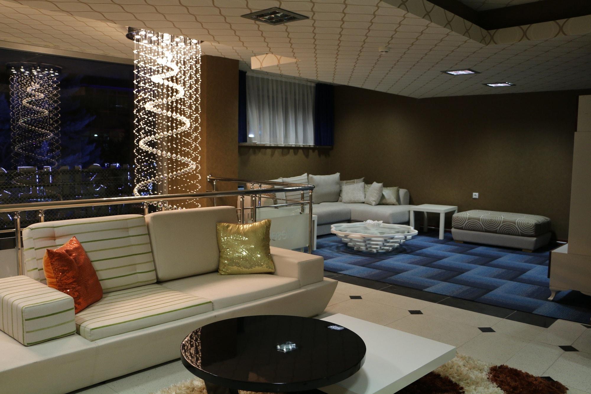 Vista Lobby Business Grand Hotel